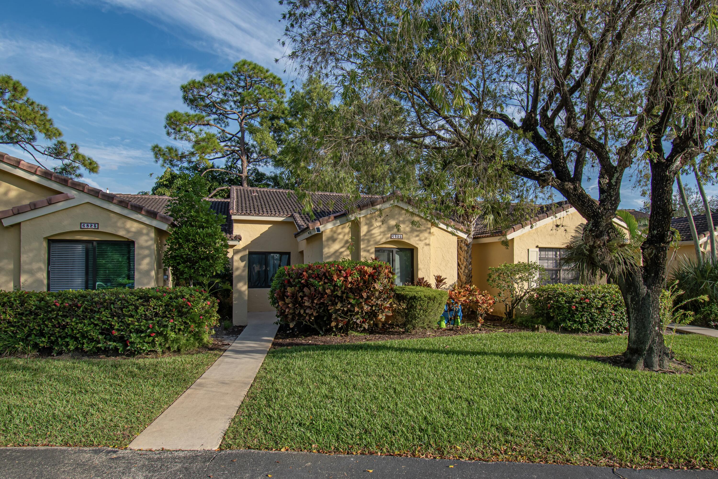 6825 Bridlewood Court