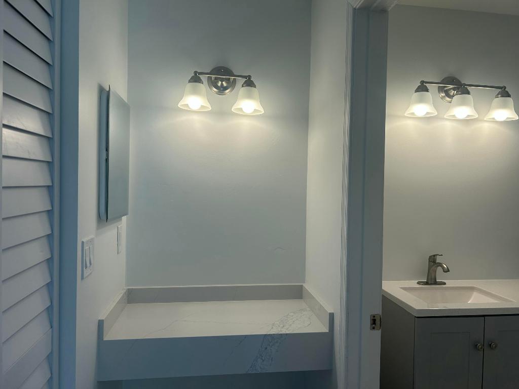 9201 NW 55th Street NW 9201