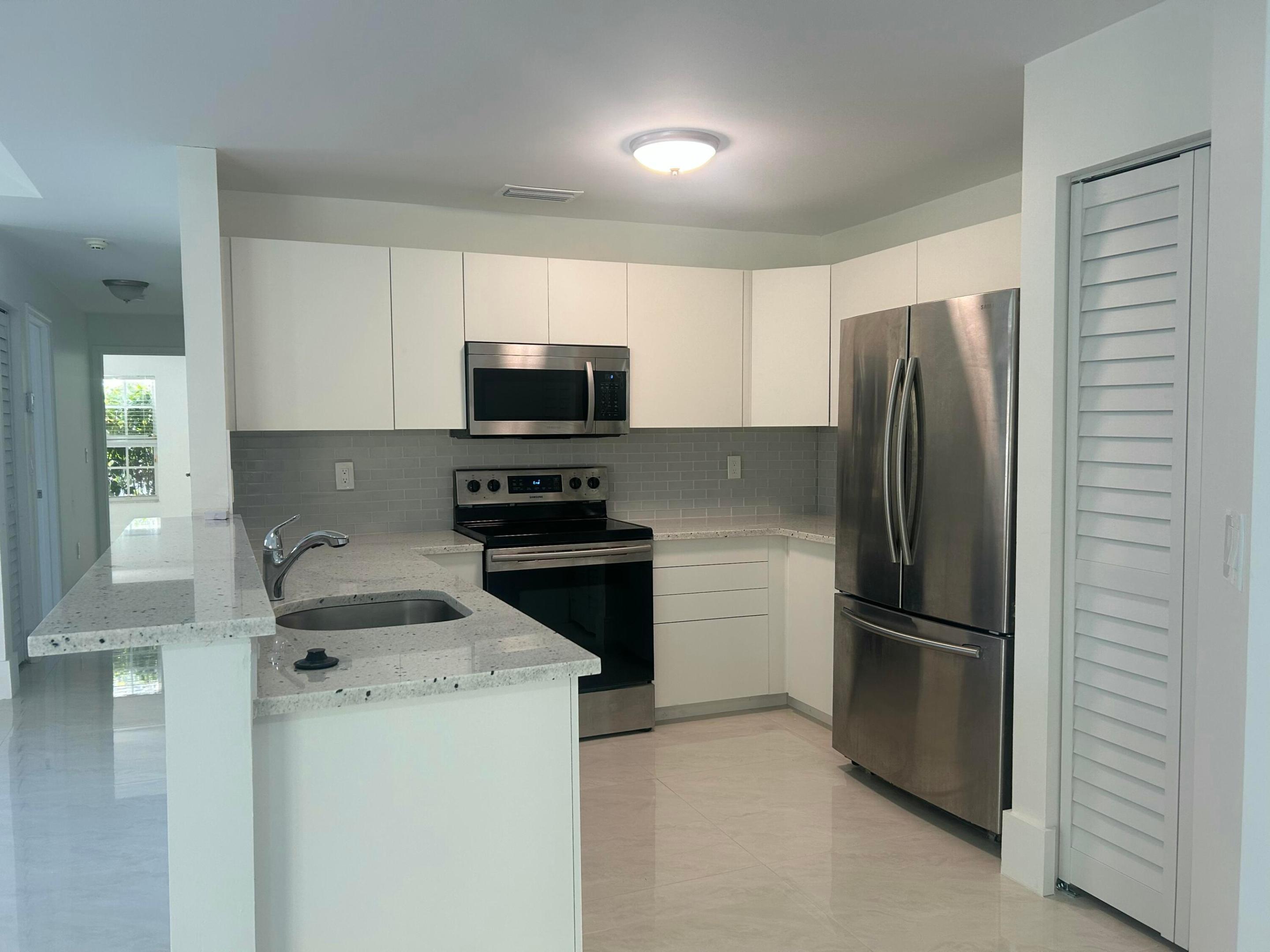 9201 NW 55th Street NW 9201