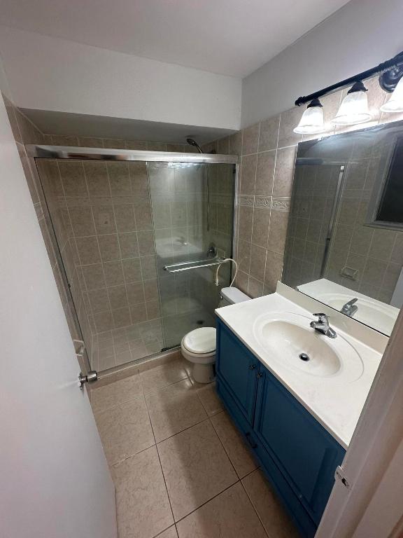 6086 Forest Hill Boulevard 107