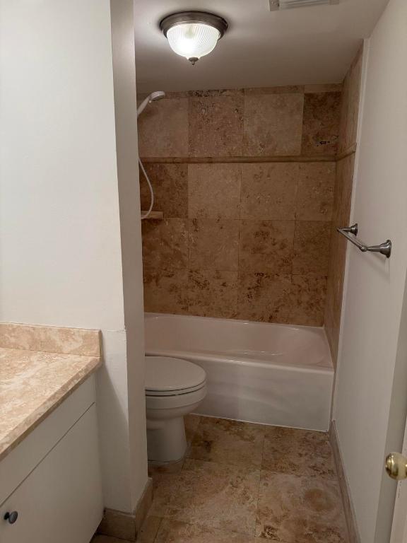 21906 Lake Forest Circle 102, Boca Raton Unit: 102