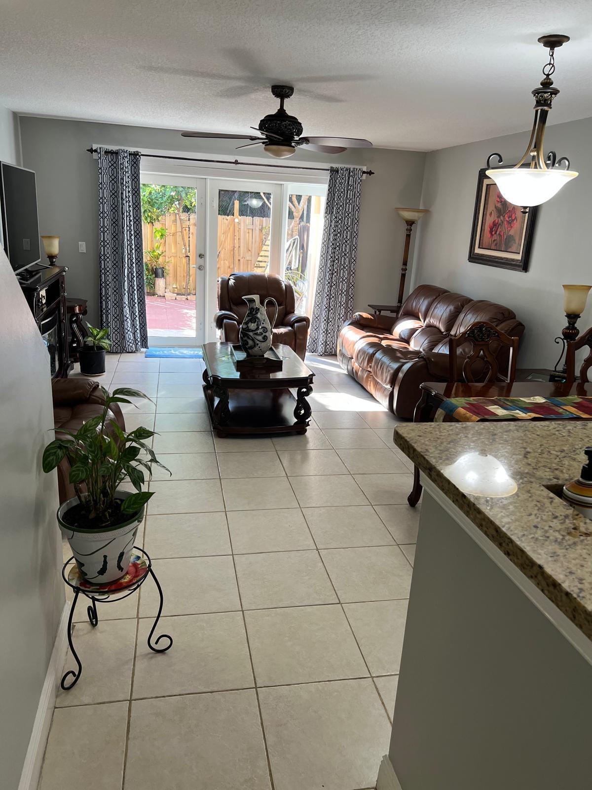 1602 W Lakeview Drive, Royal Palm Beach