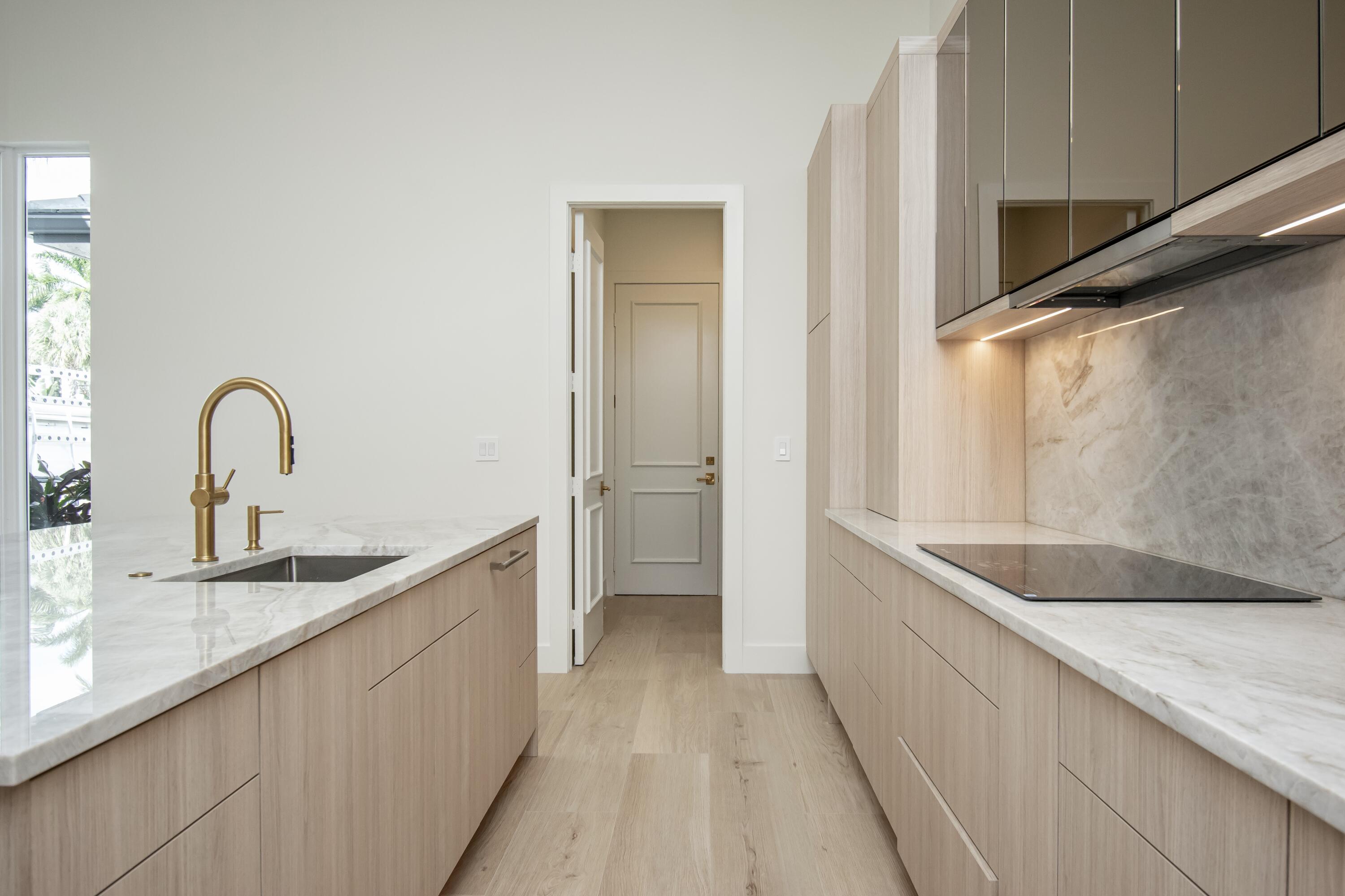 7929 Villa D Este Way