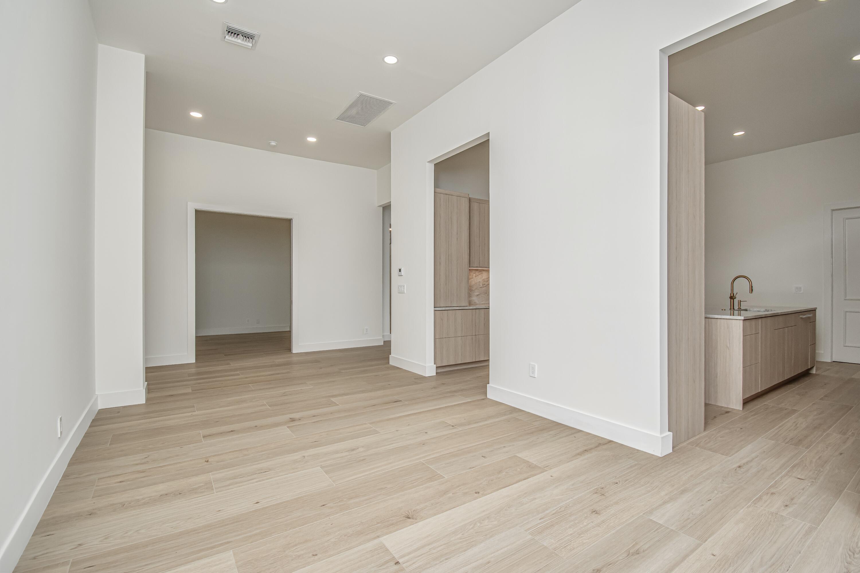 7929 Villa D Este Way