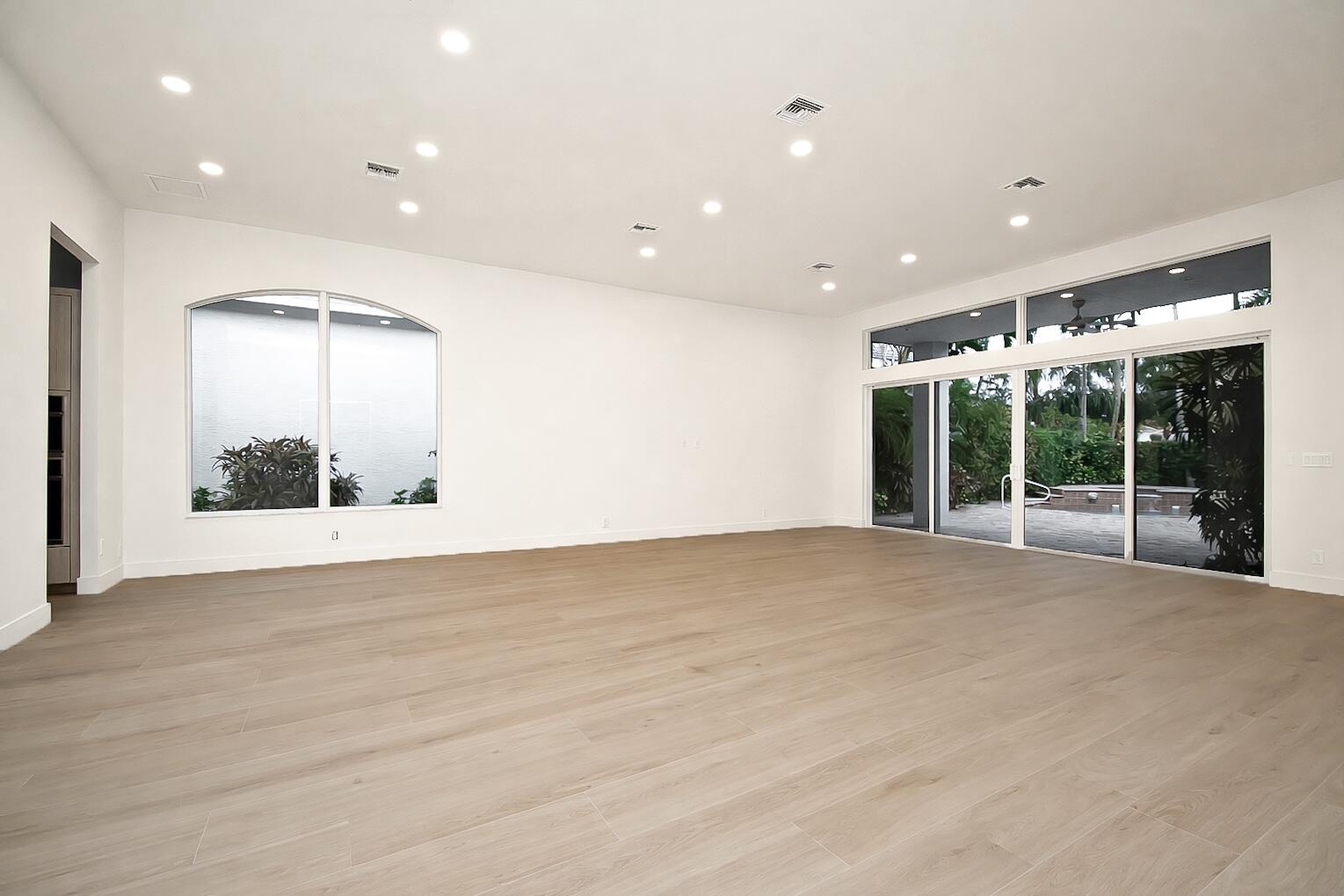 7929 Villa D Este Way