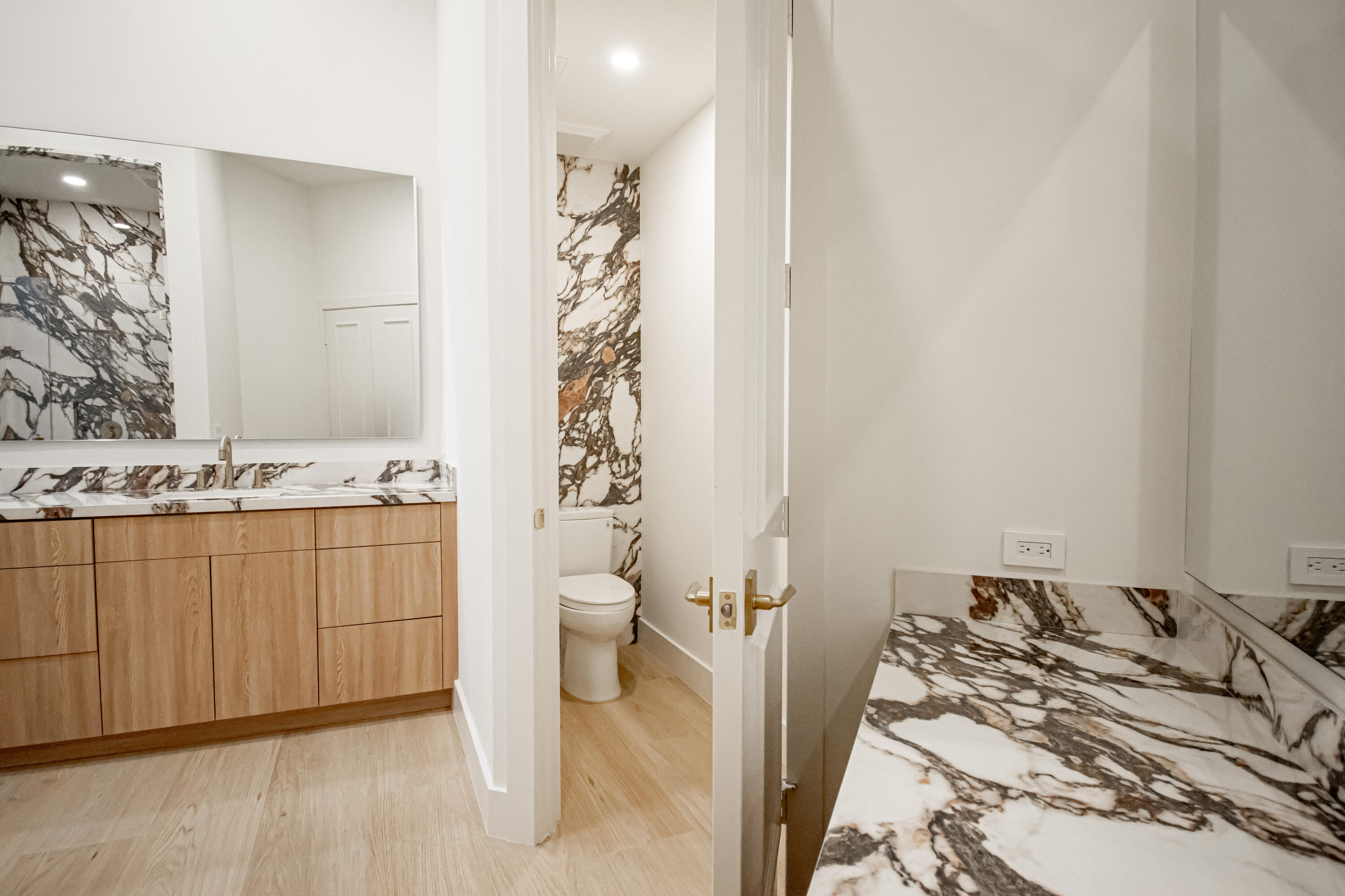 7929 Villa D Este Way