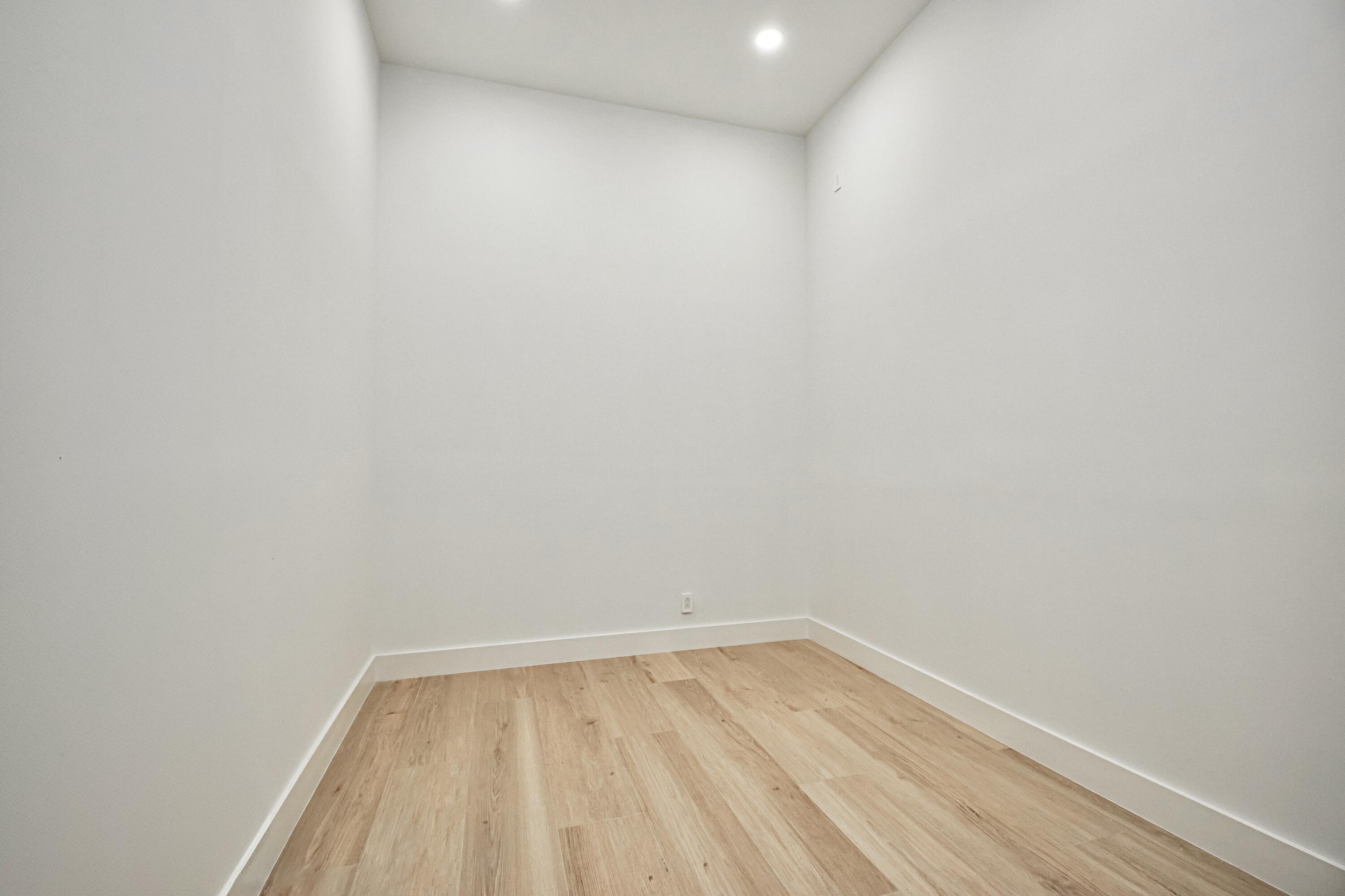 7929 Villa D Este Way