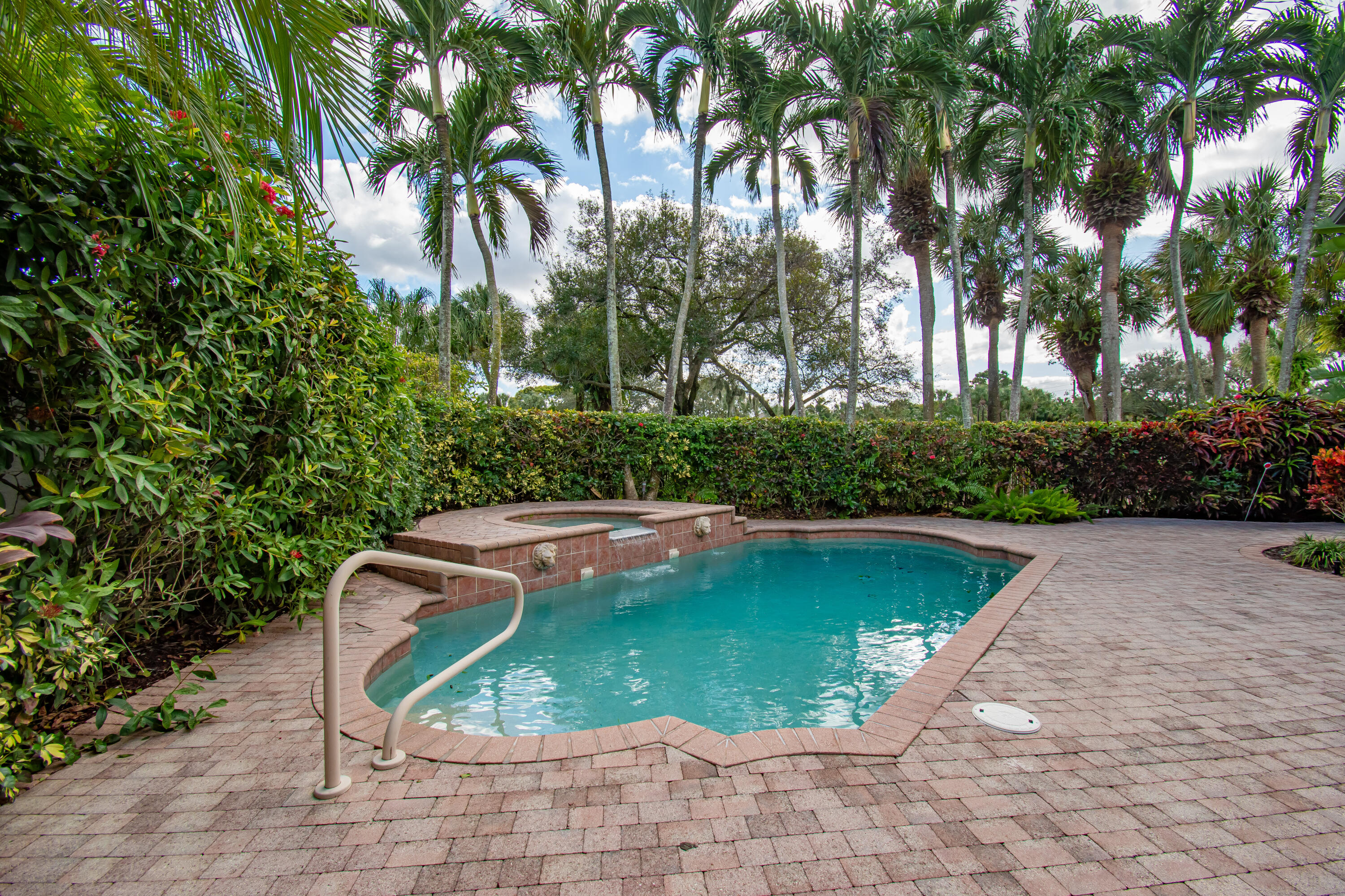 7929 Villa D Este Way