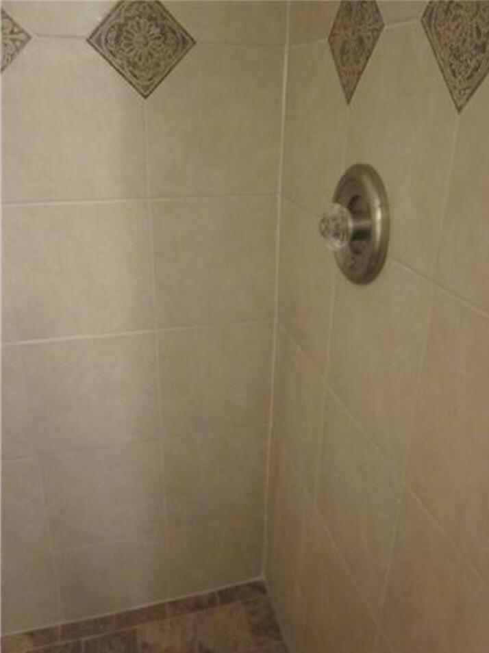 4215 S 57th Avenue C