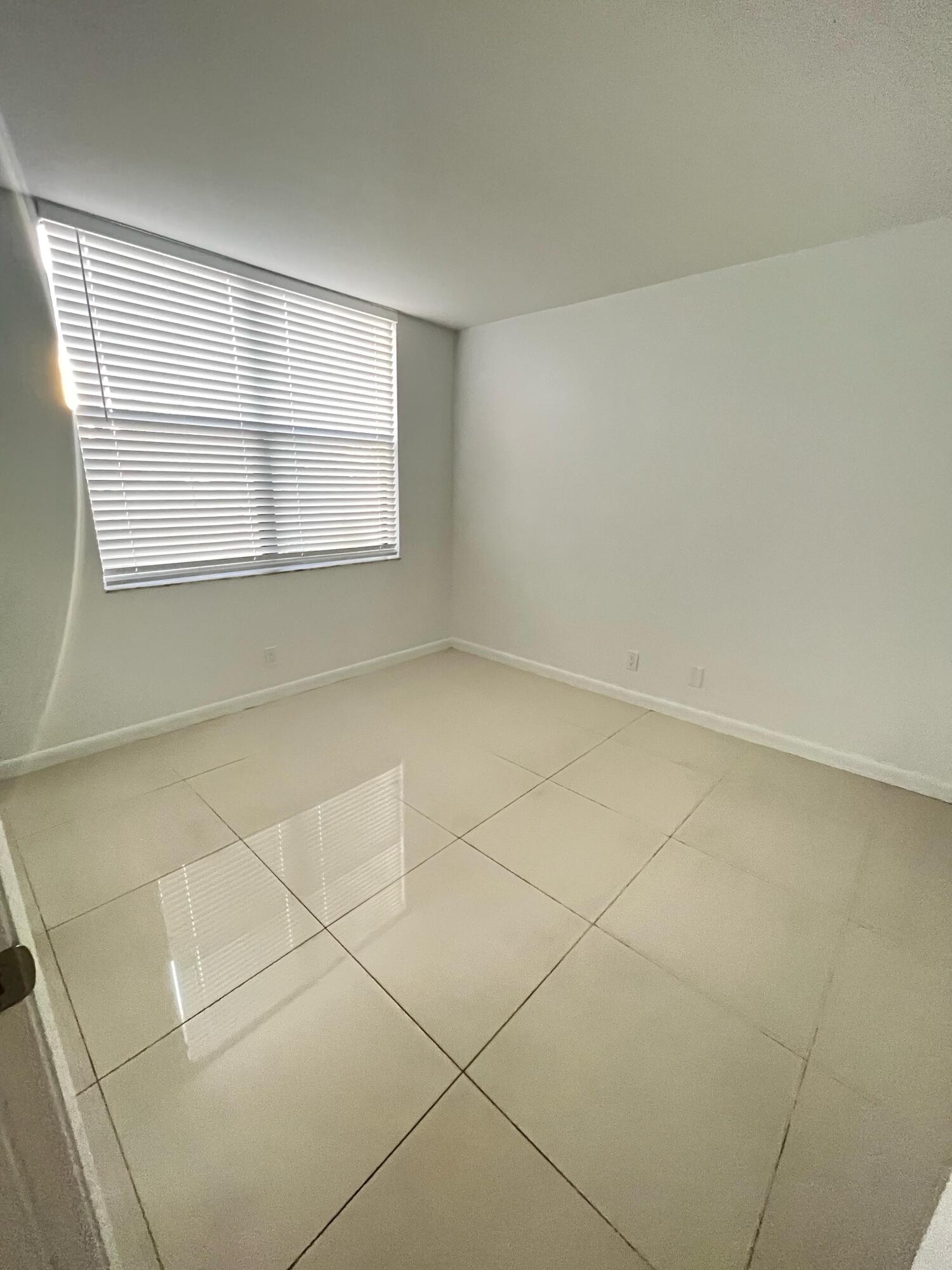 1252 S Military Trl 1411