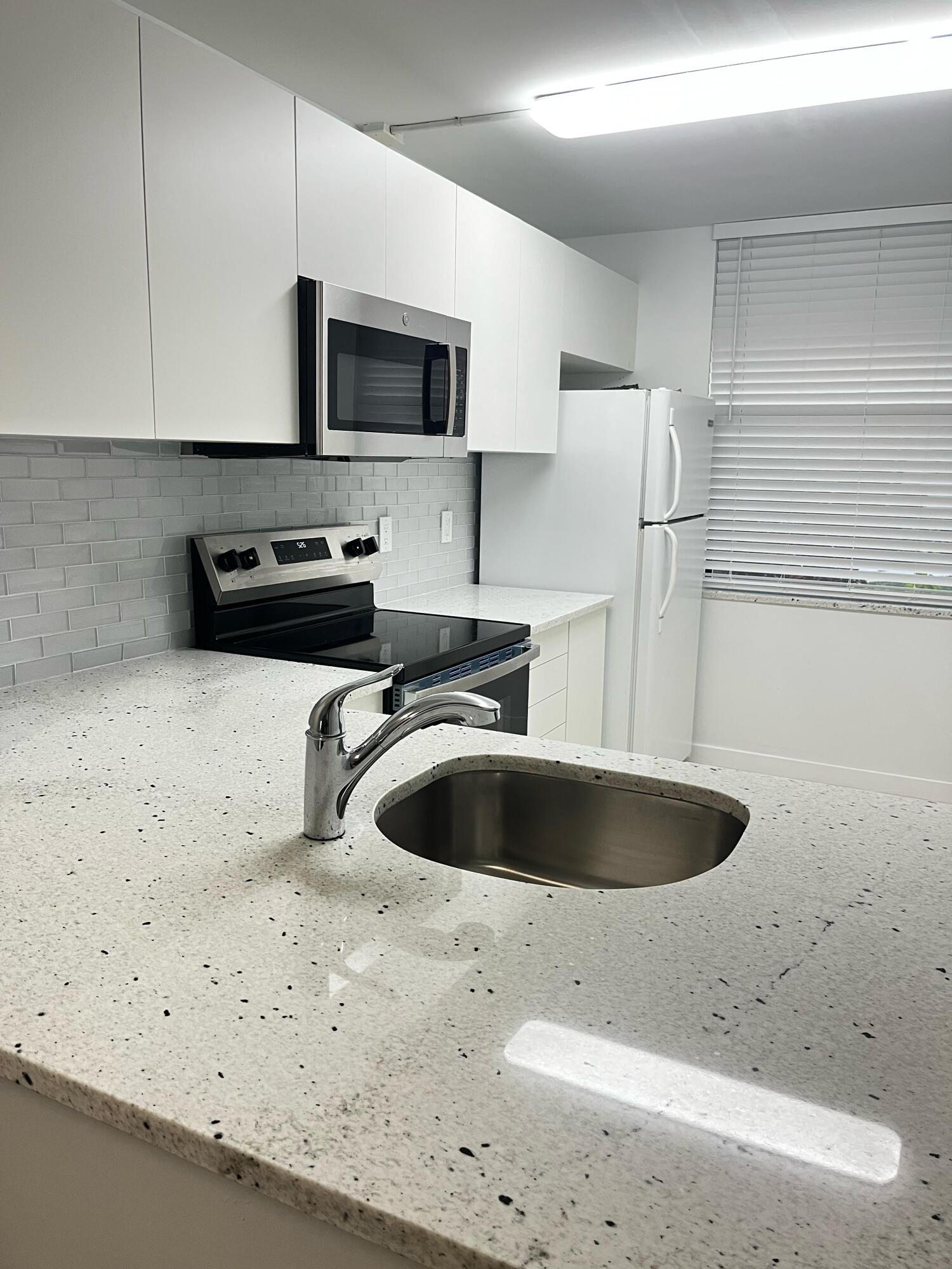 1252 S Military Trl 1411