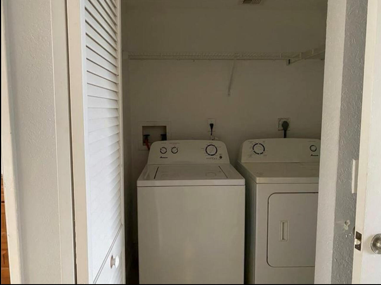 1455 Lake Crystal Drive H