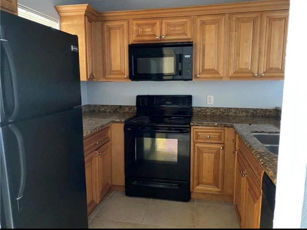 1455 Lake Crystal Drive H