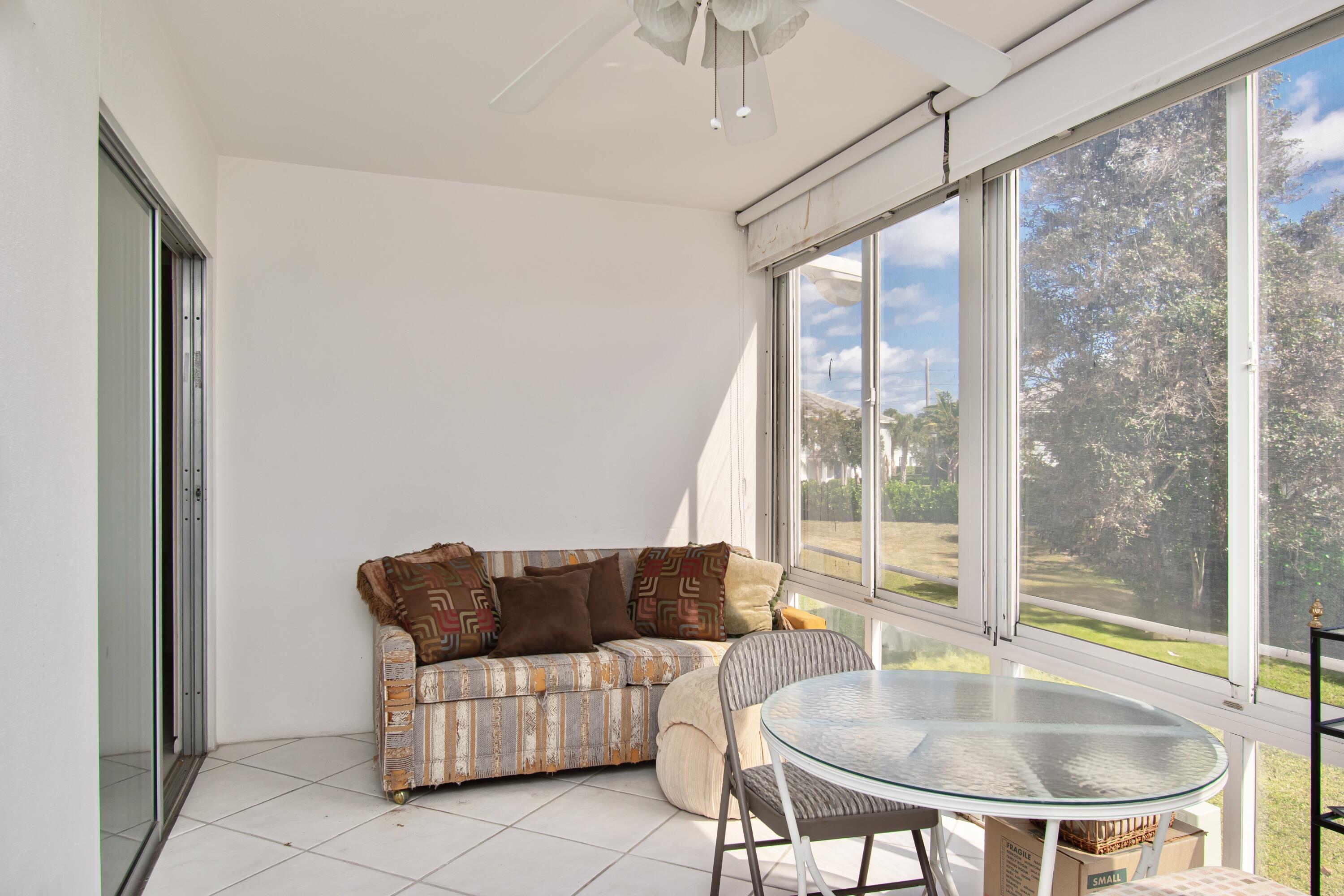 220 Richmond C