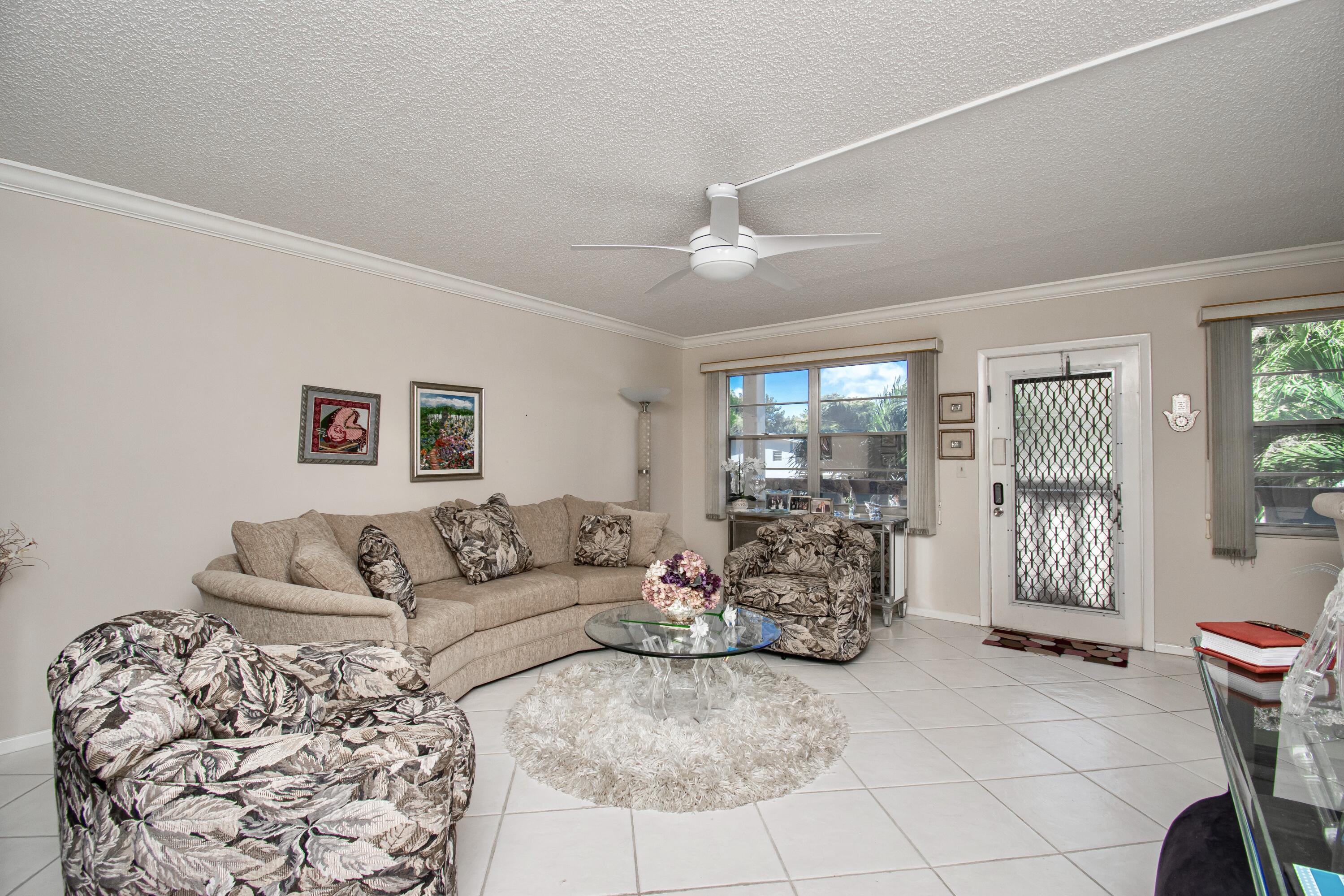 220 Richmond C