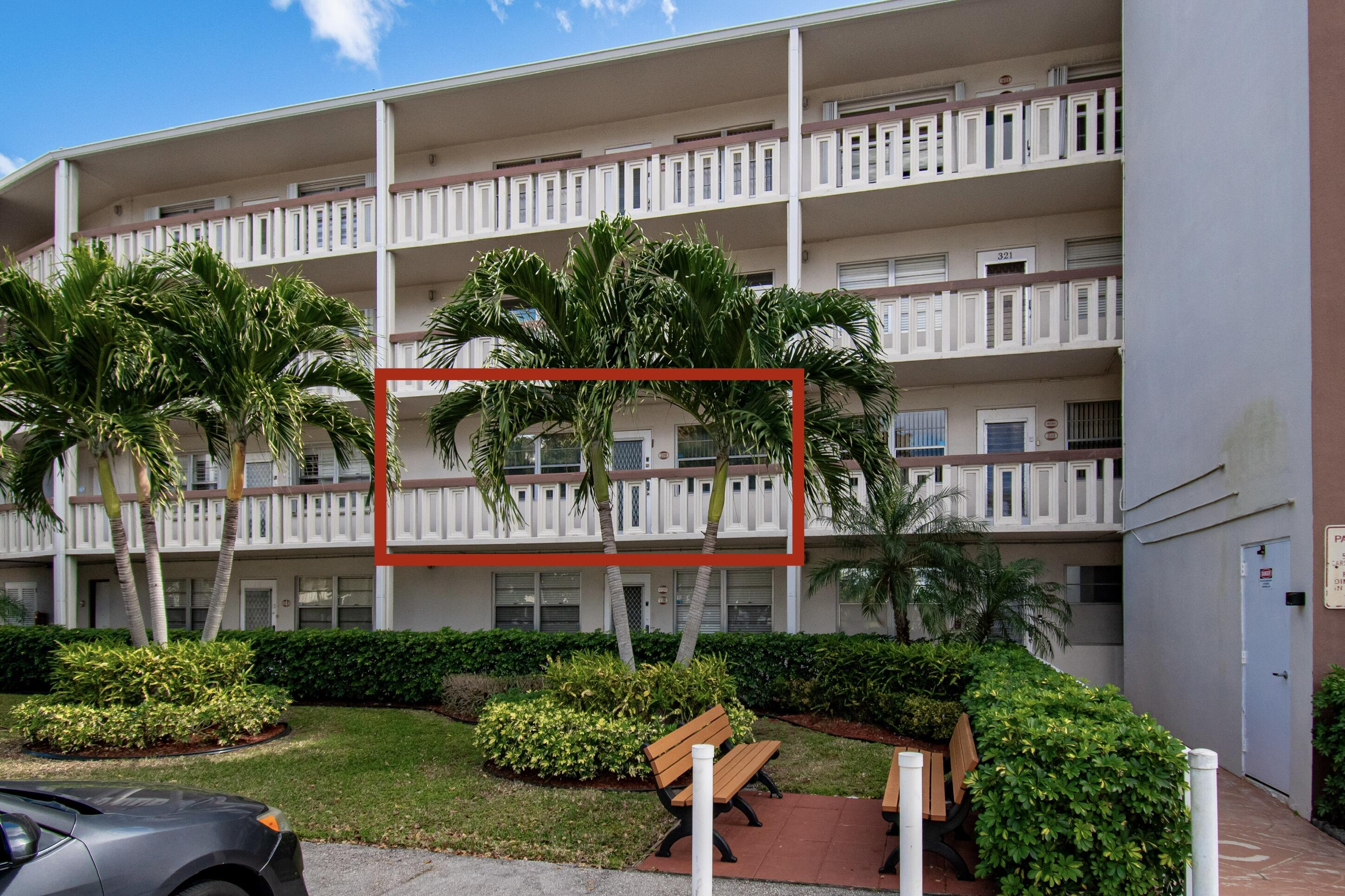 220 Richmond C