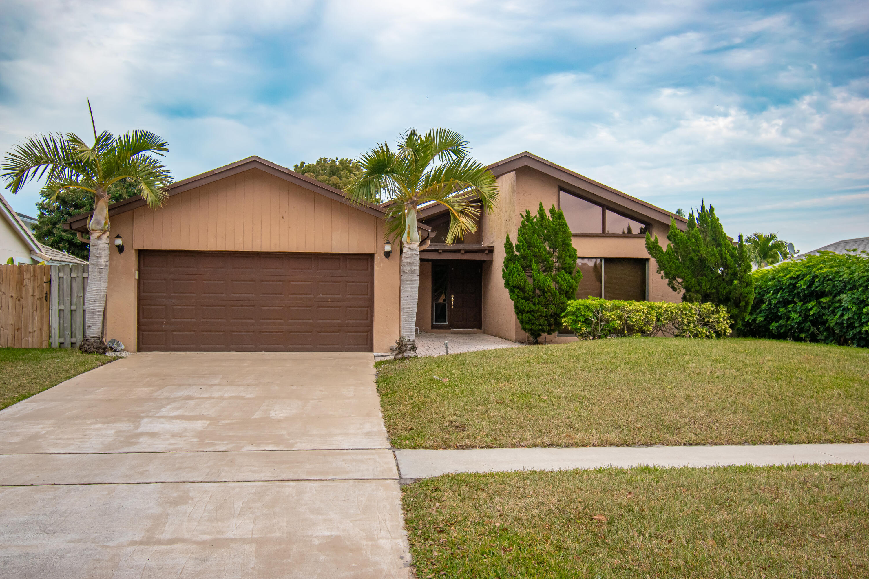 21566 Arbor Way