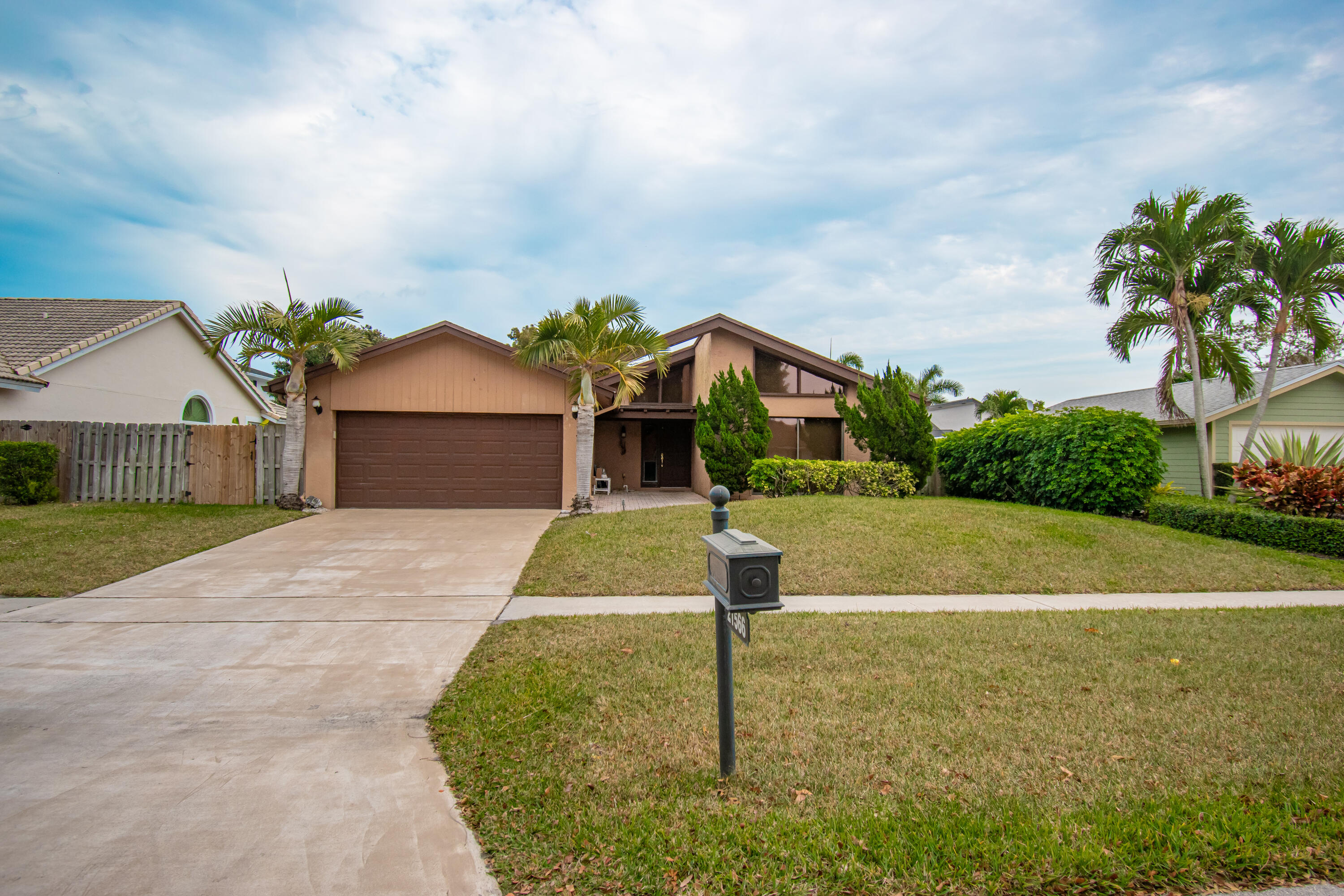 21566 Arbor Way