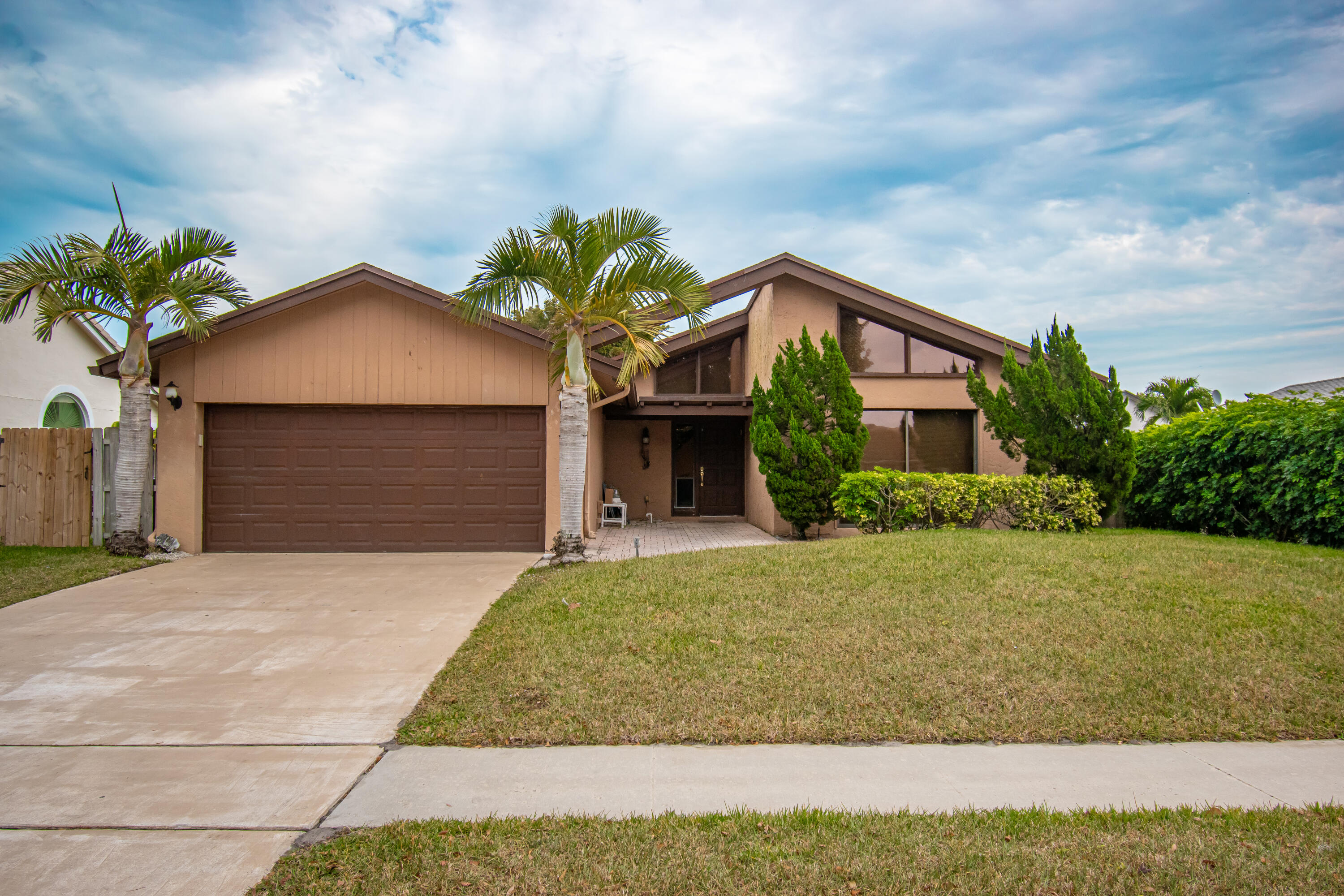 21566 Arbor Way