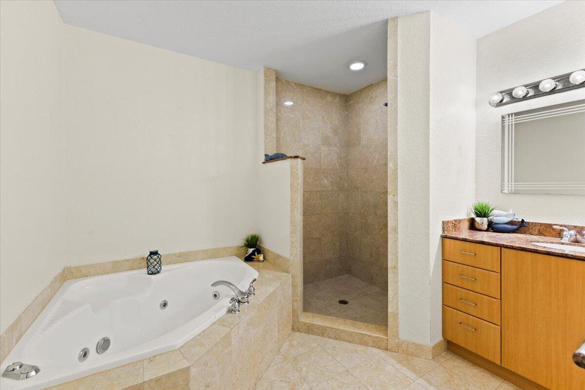 1620 Presidential Way 504