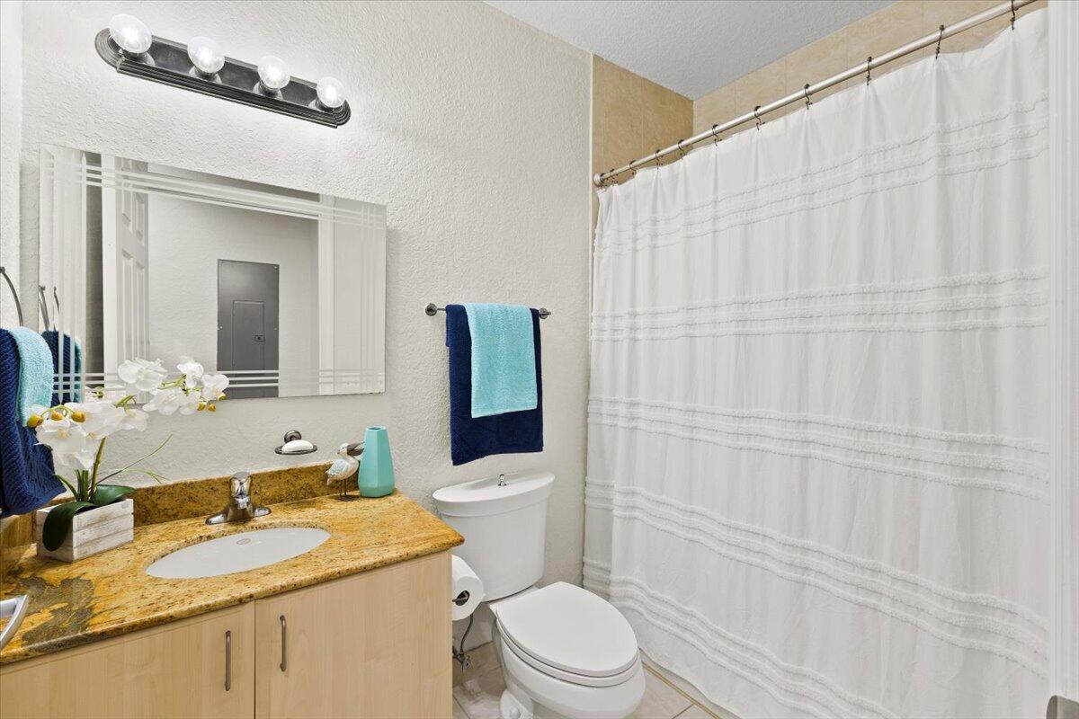 1620 Presidential Way 504