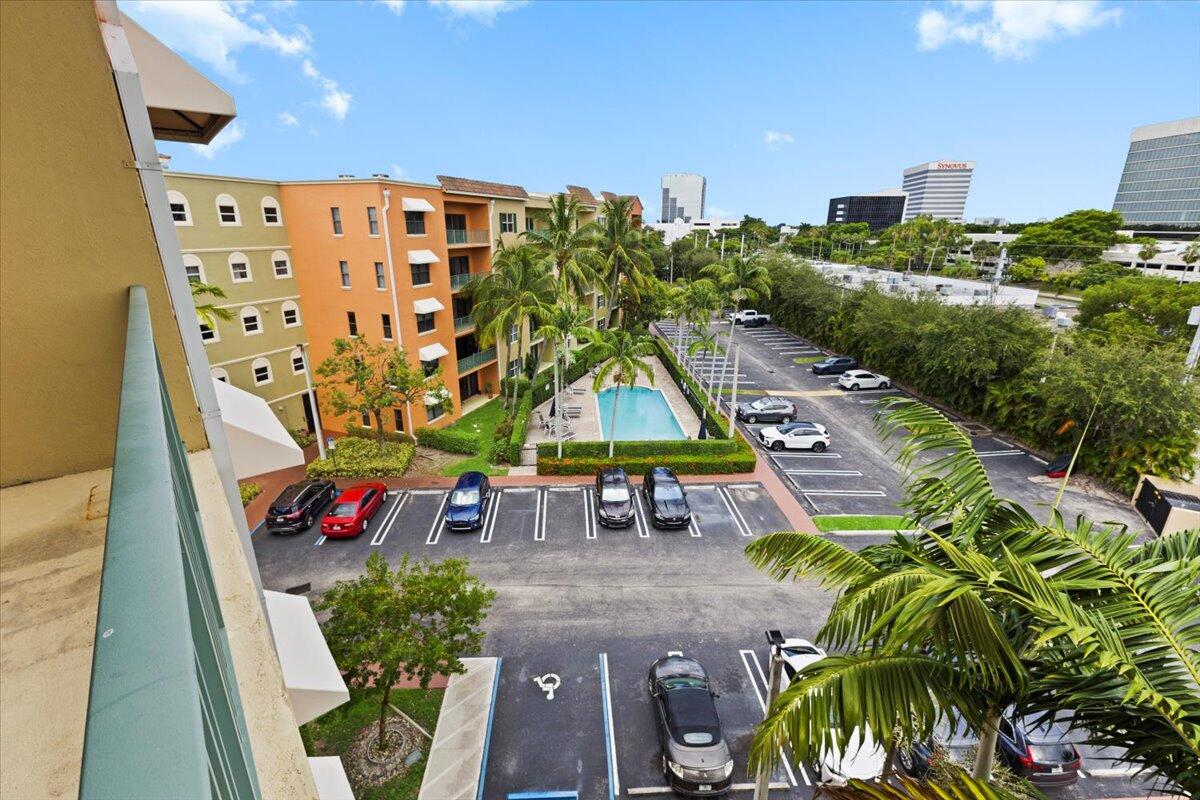 1620 Presidential Way 504