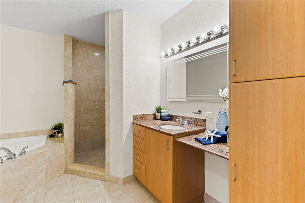 1620 Presidential Way 504