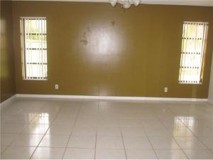 6833 Barbarossa Street