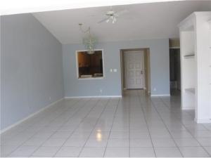 6833 Barbarossa Street