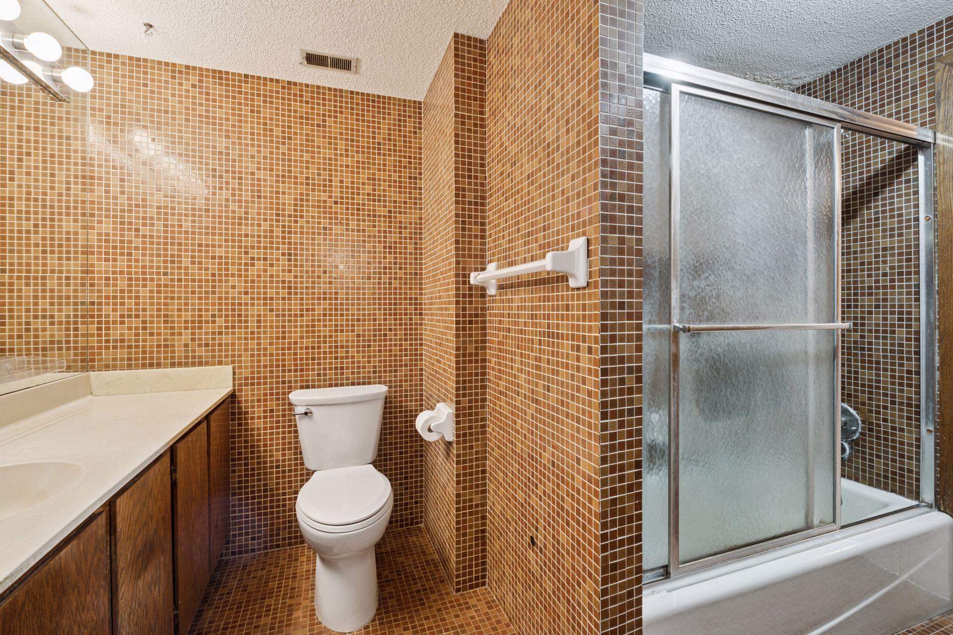 3141 Dean Court Unit: 901