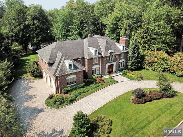 31 Old Farms Road