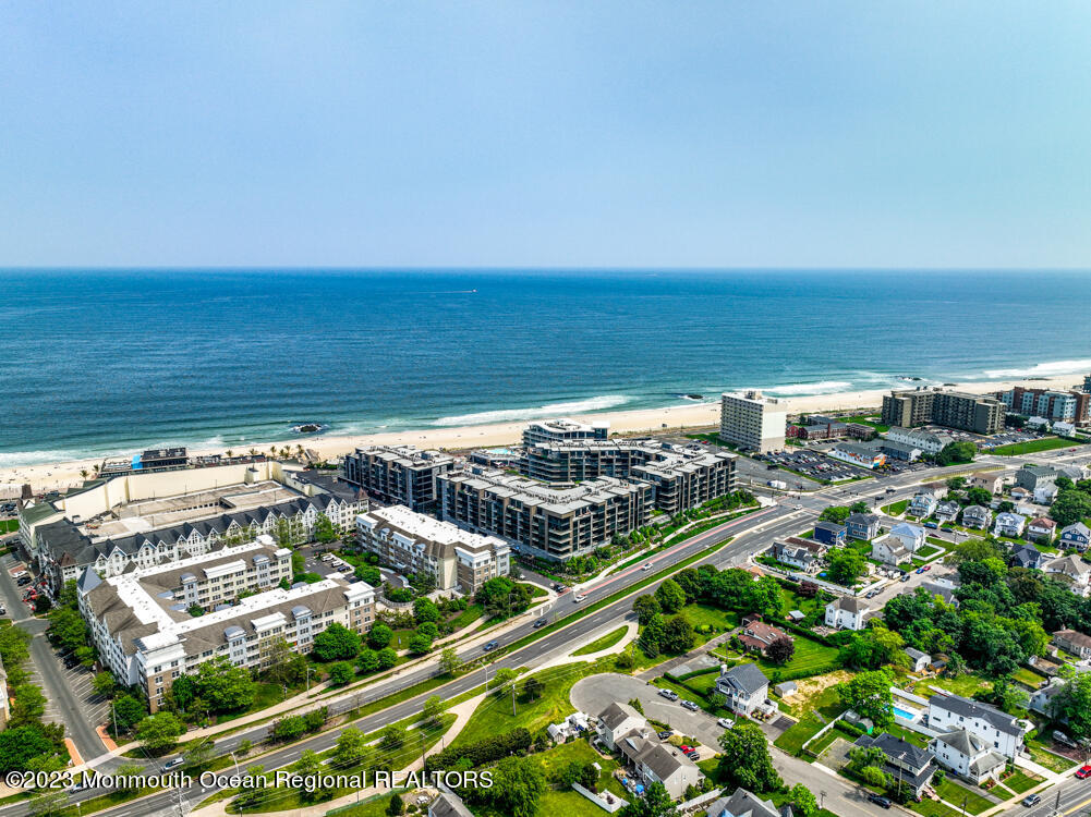 15 Morris Avenue Unit: 204