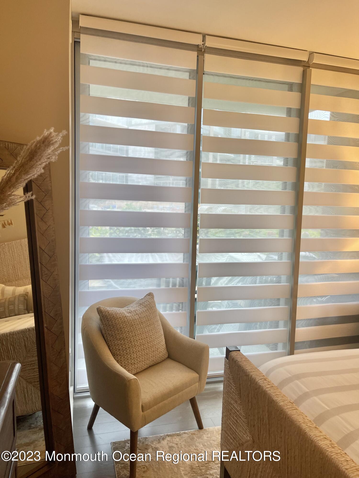 15 Morris Avenue Unit: 204