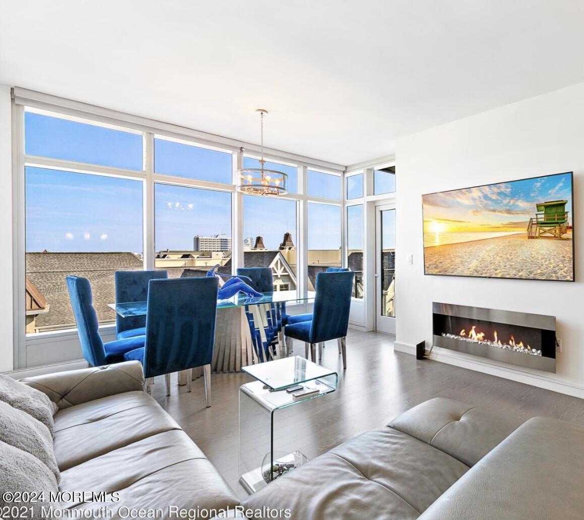 20 Melrose Terrace Unit: 501