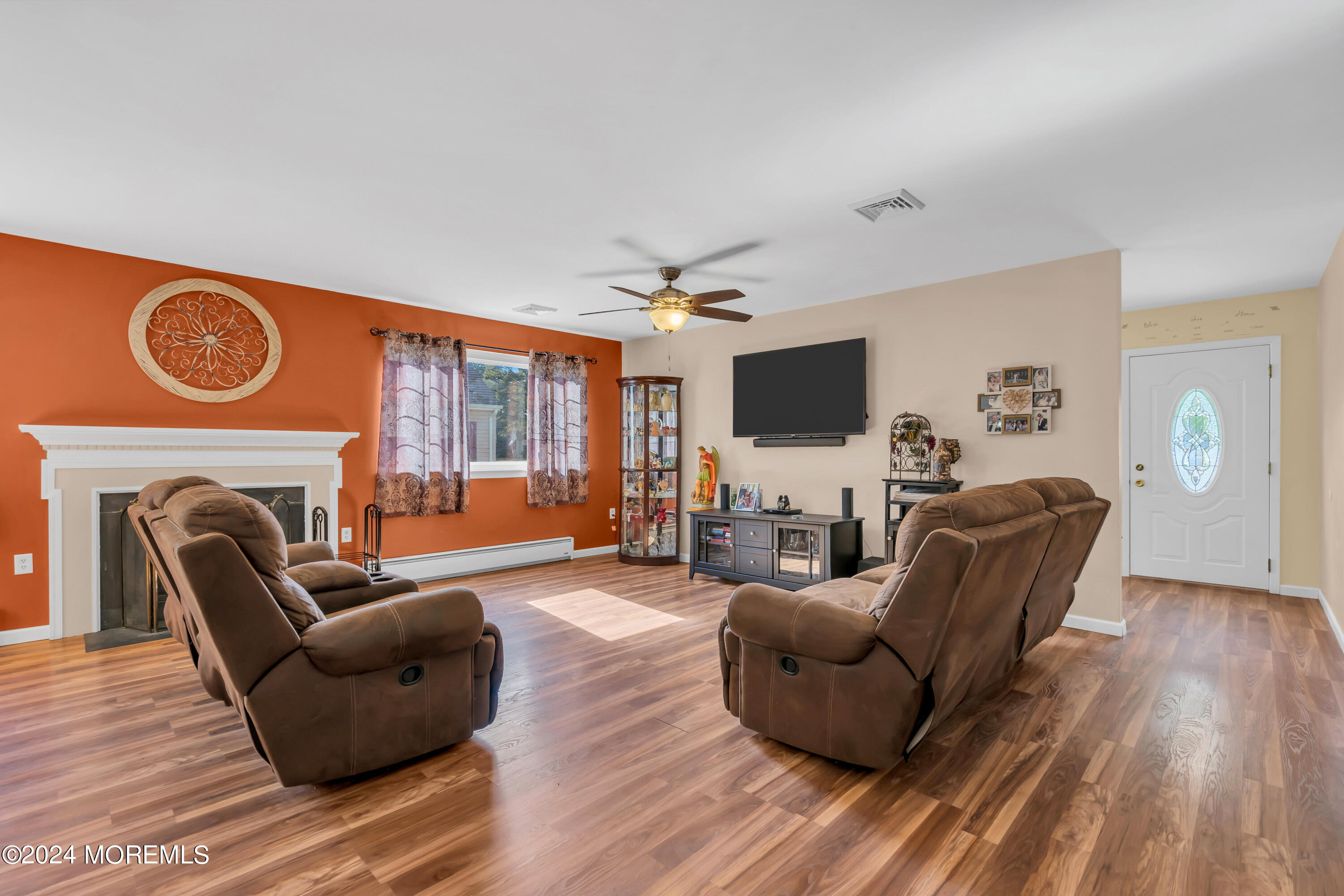 9 Quincy Drive, B