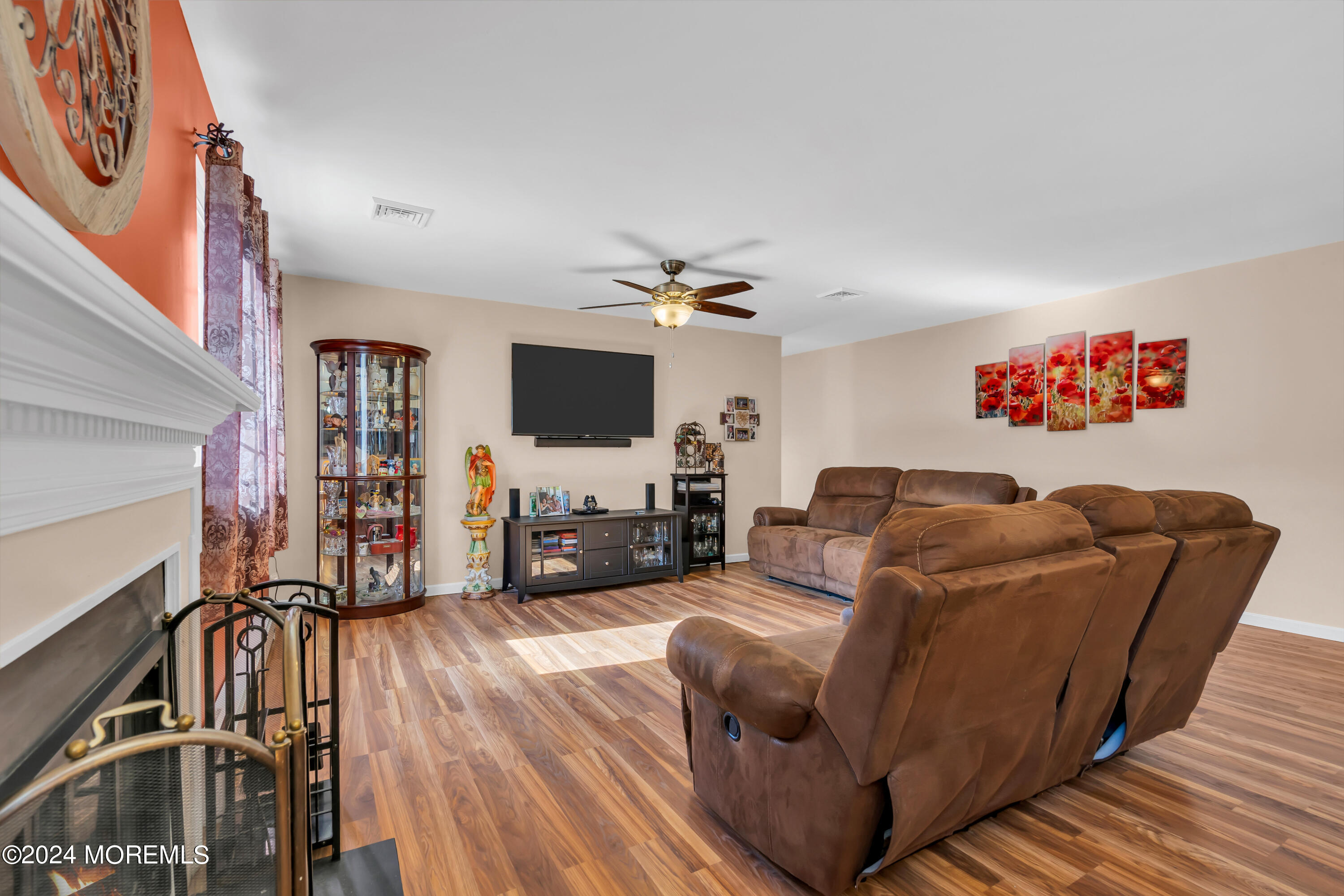 9 Quincy Drive, B