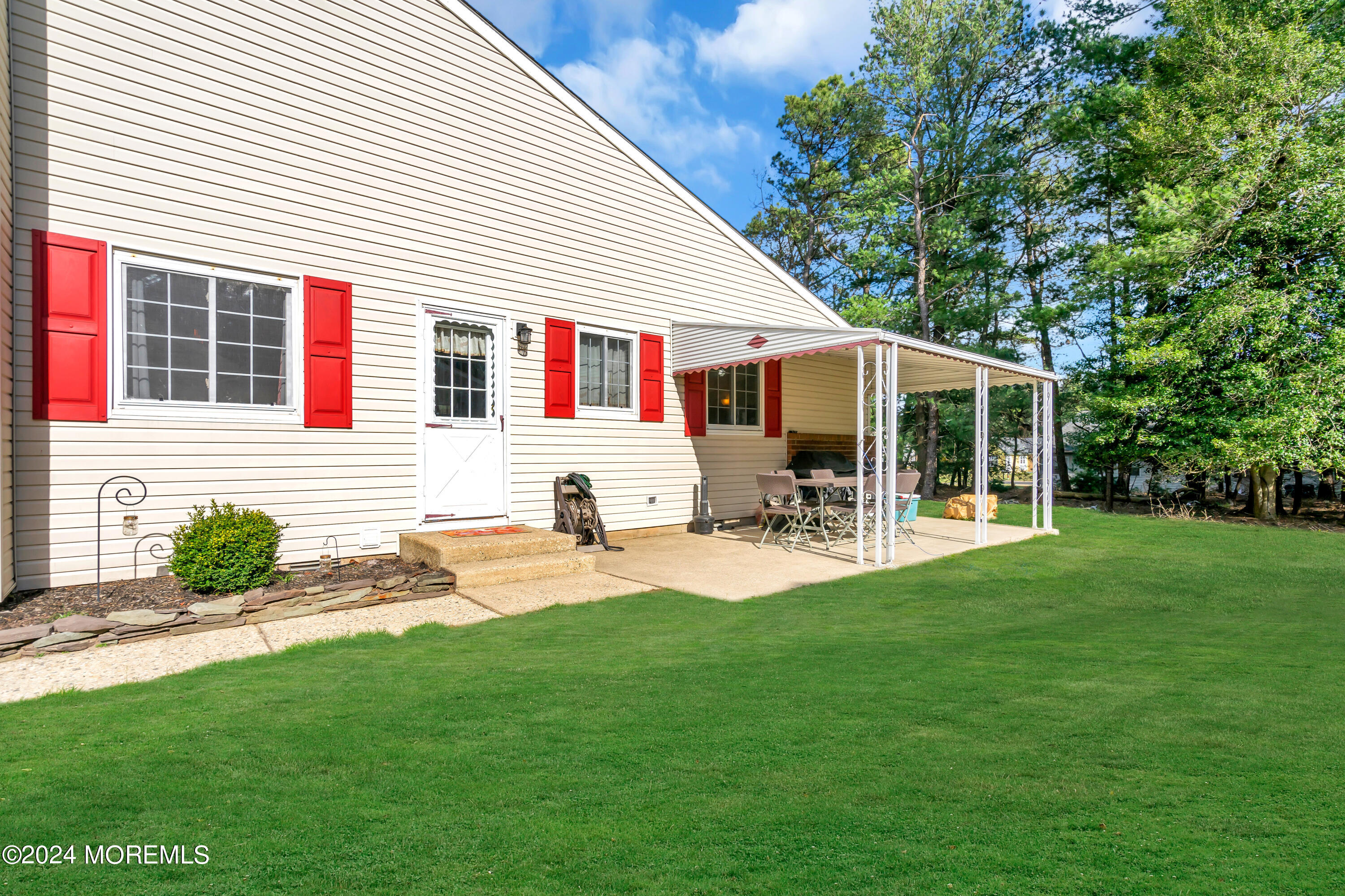 9 Quincy Drive, B