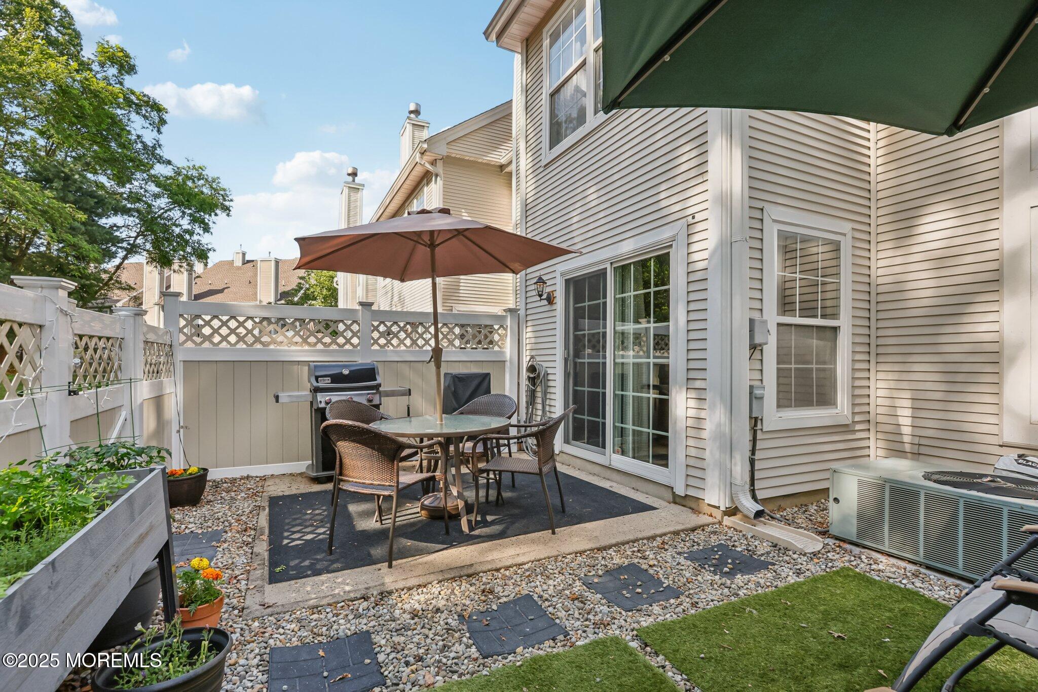 55 Daniele Drive, 4203