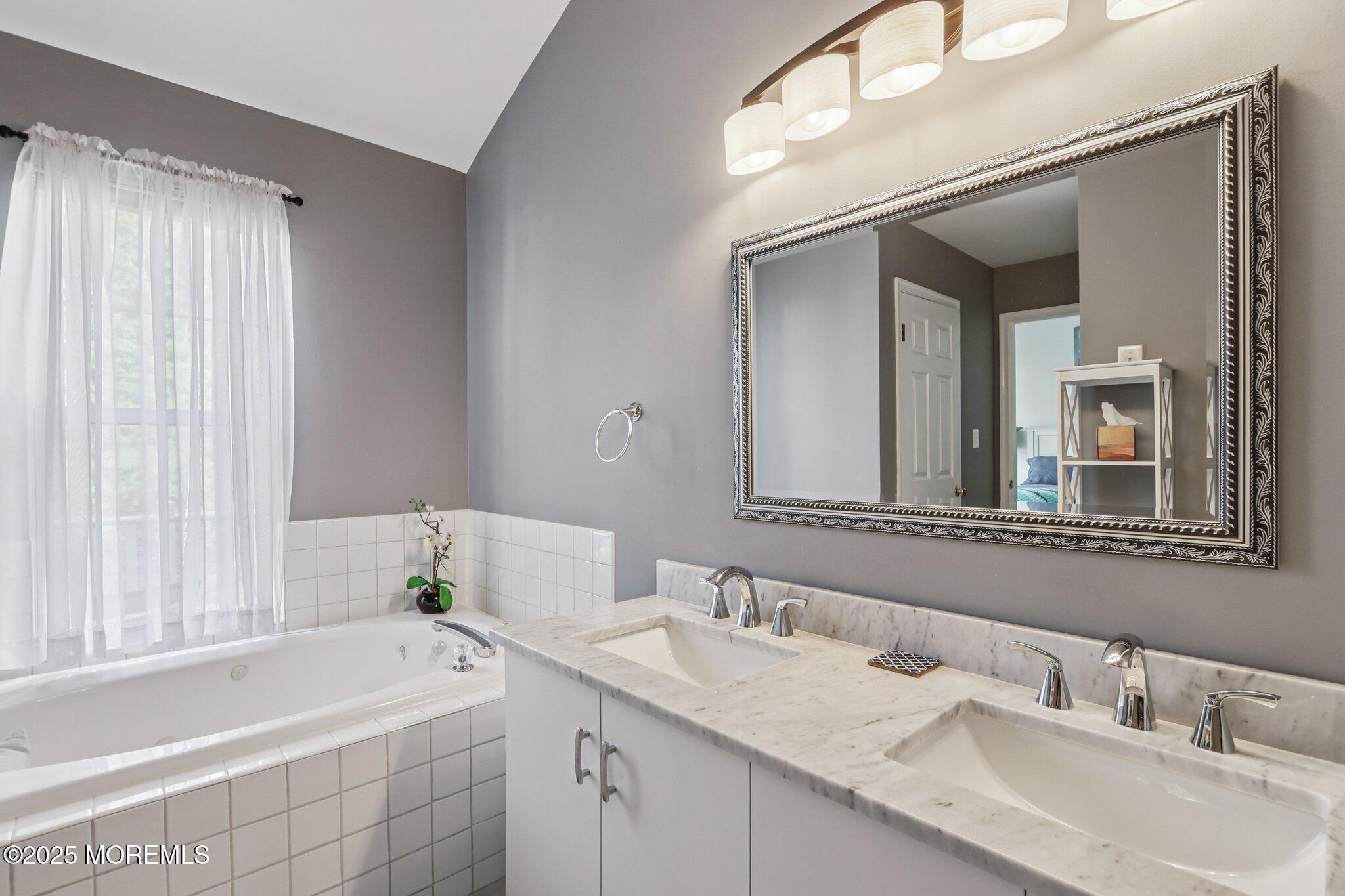 55 Daniele Drive, 4203