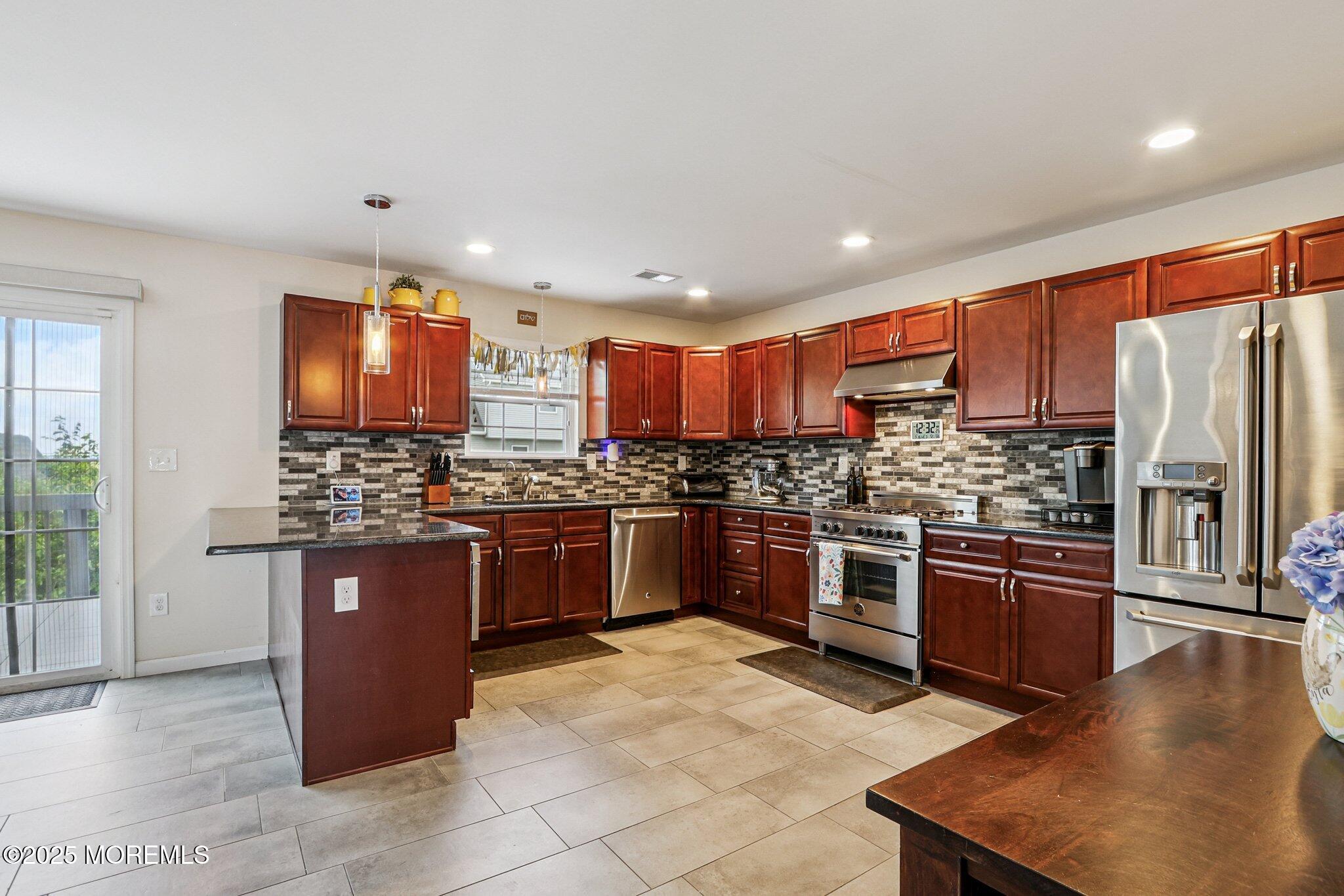 725 Prospect Avenue