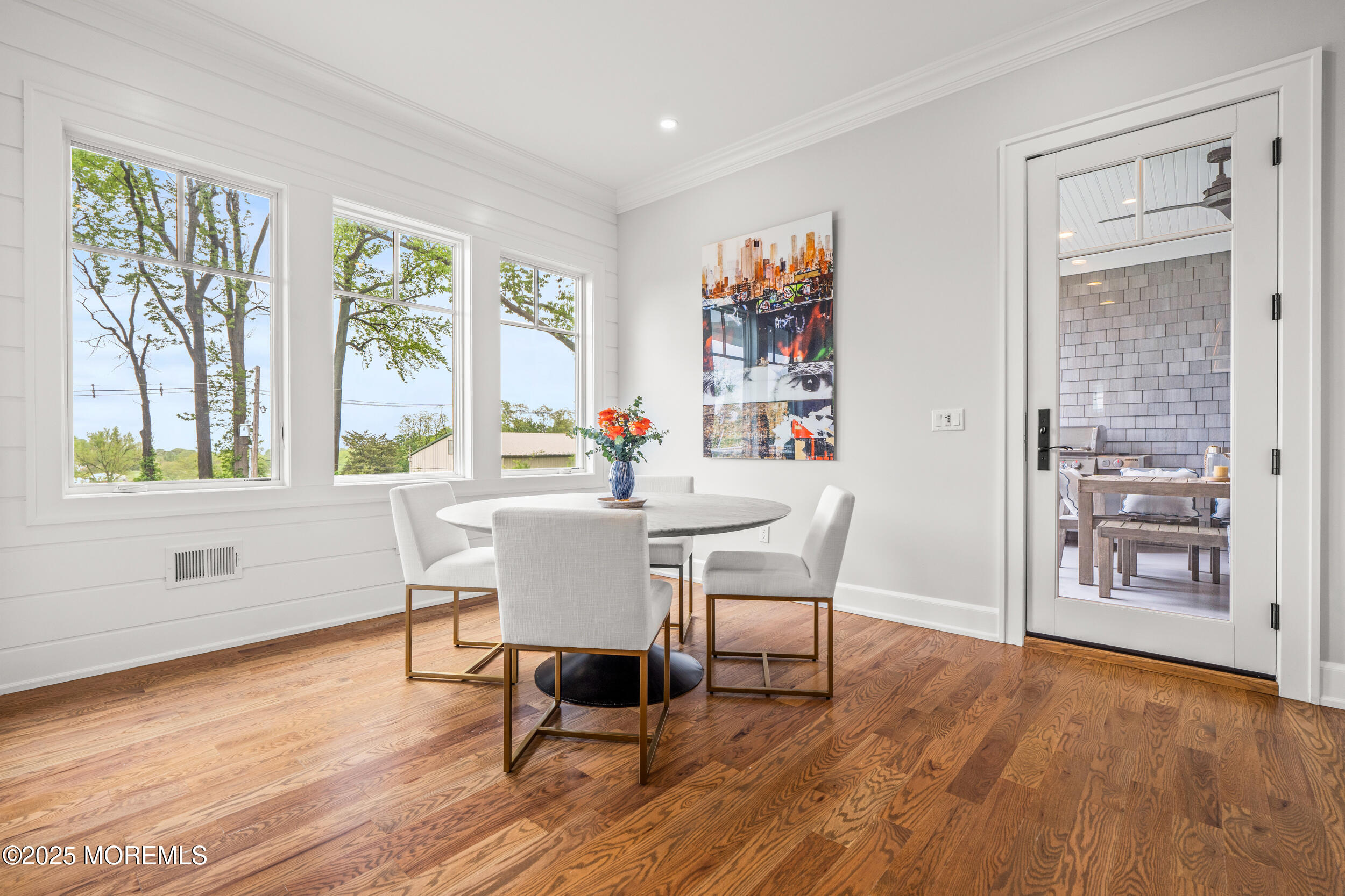 11 Beacon Hill Road