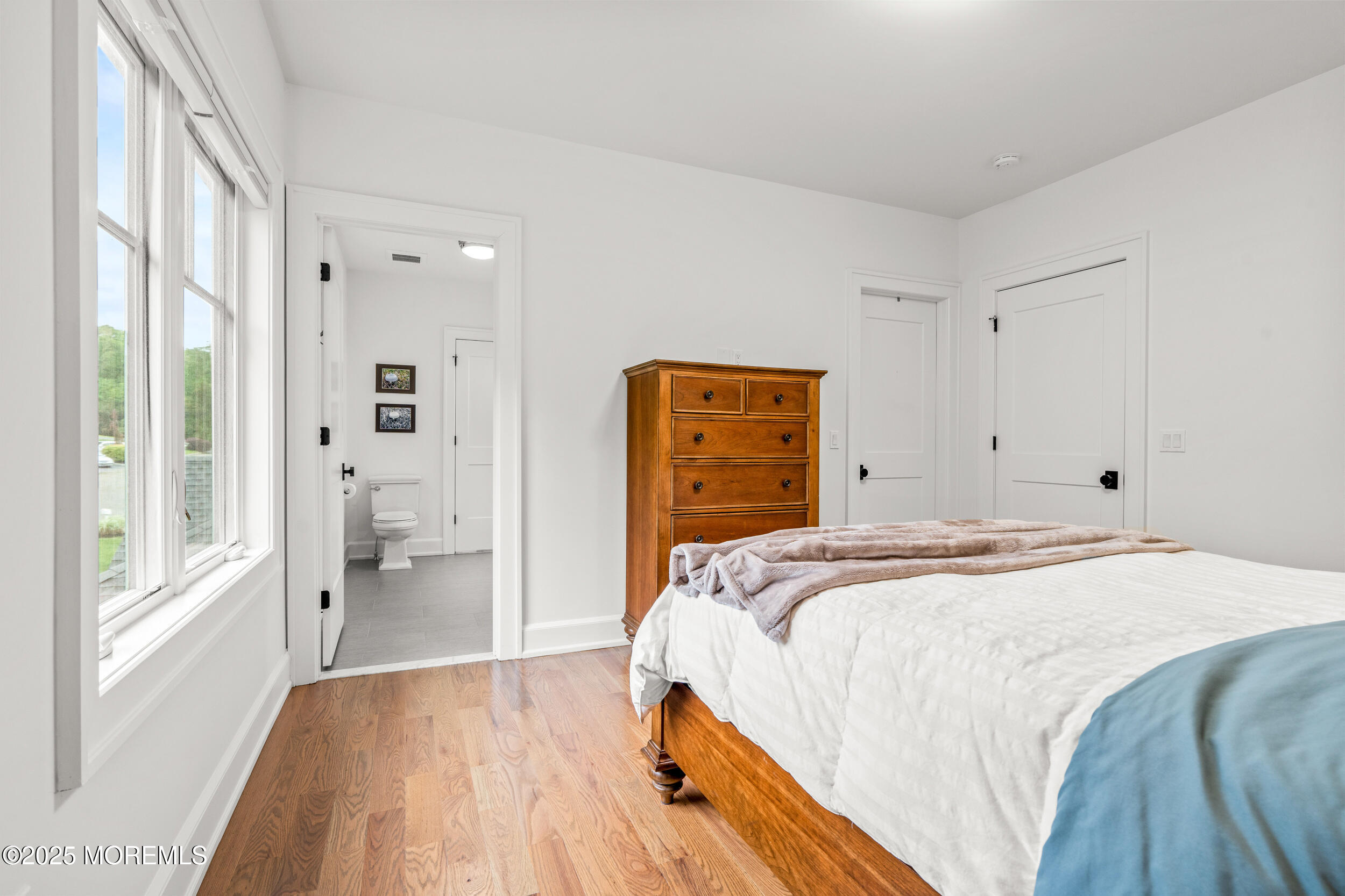11 Beacon Hill Road