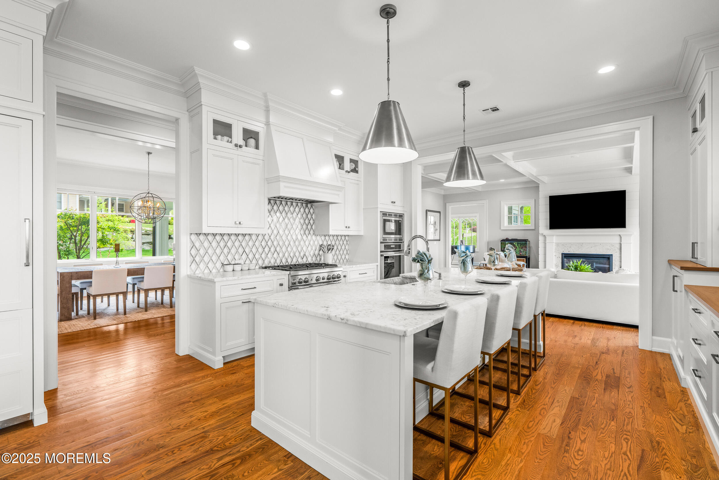 11 Beacon Hill Road