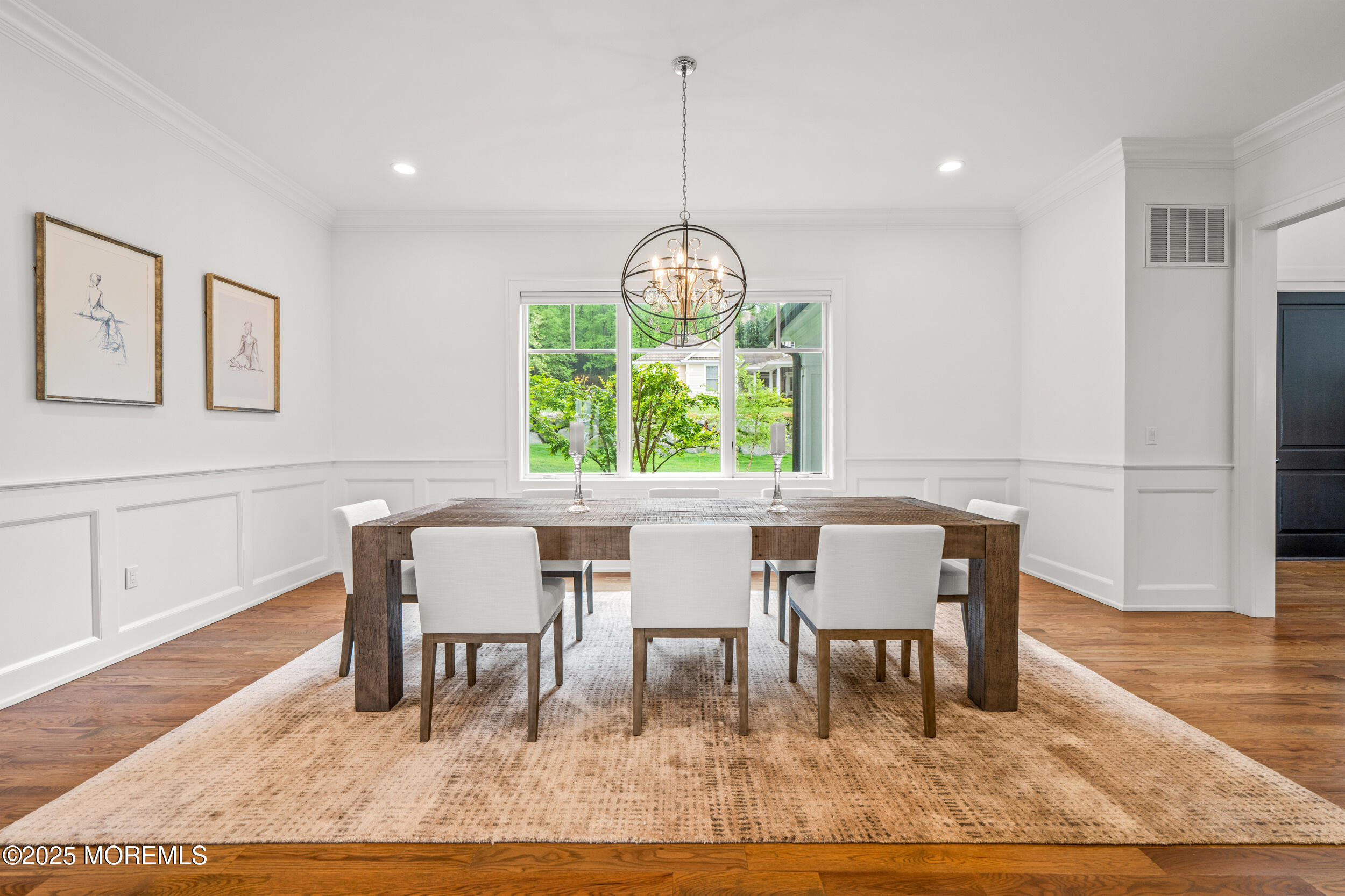 11 Beacon Hill Road