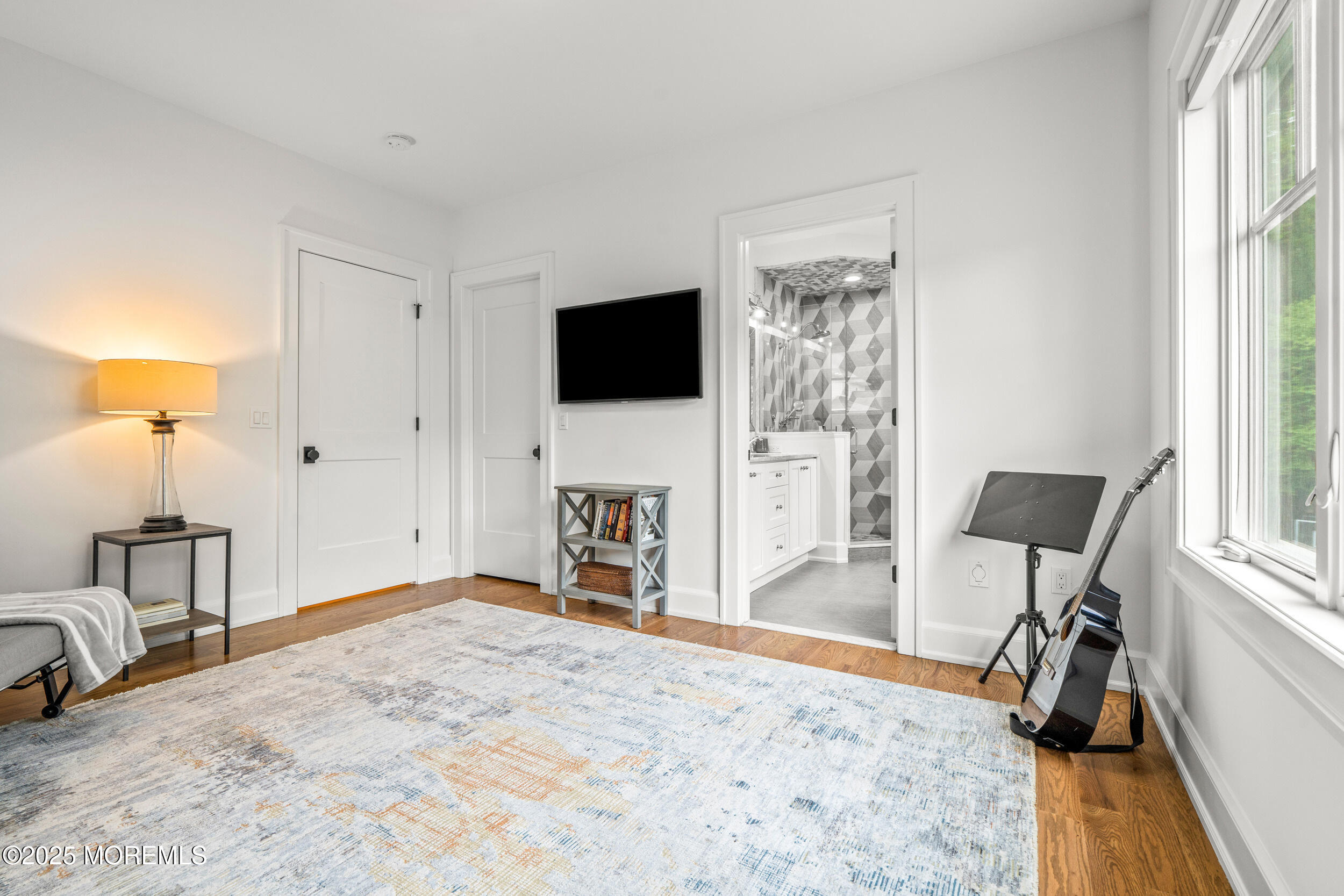 11 Beacon Hill Road