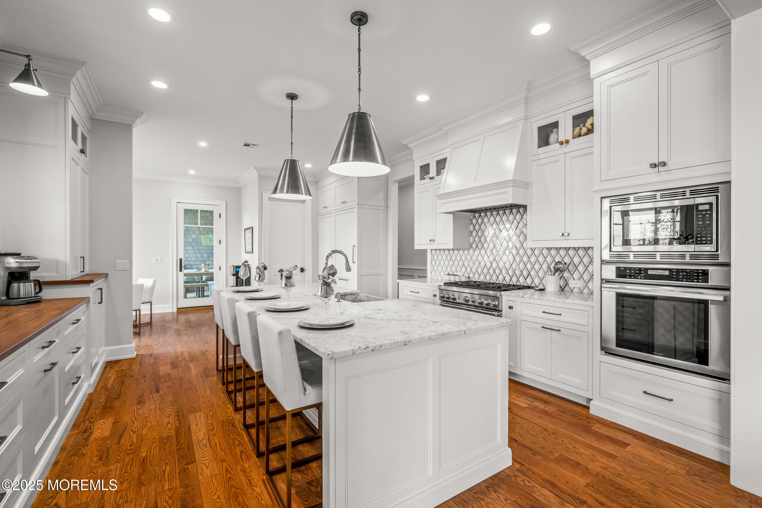 11 Beacon Hill Road