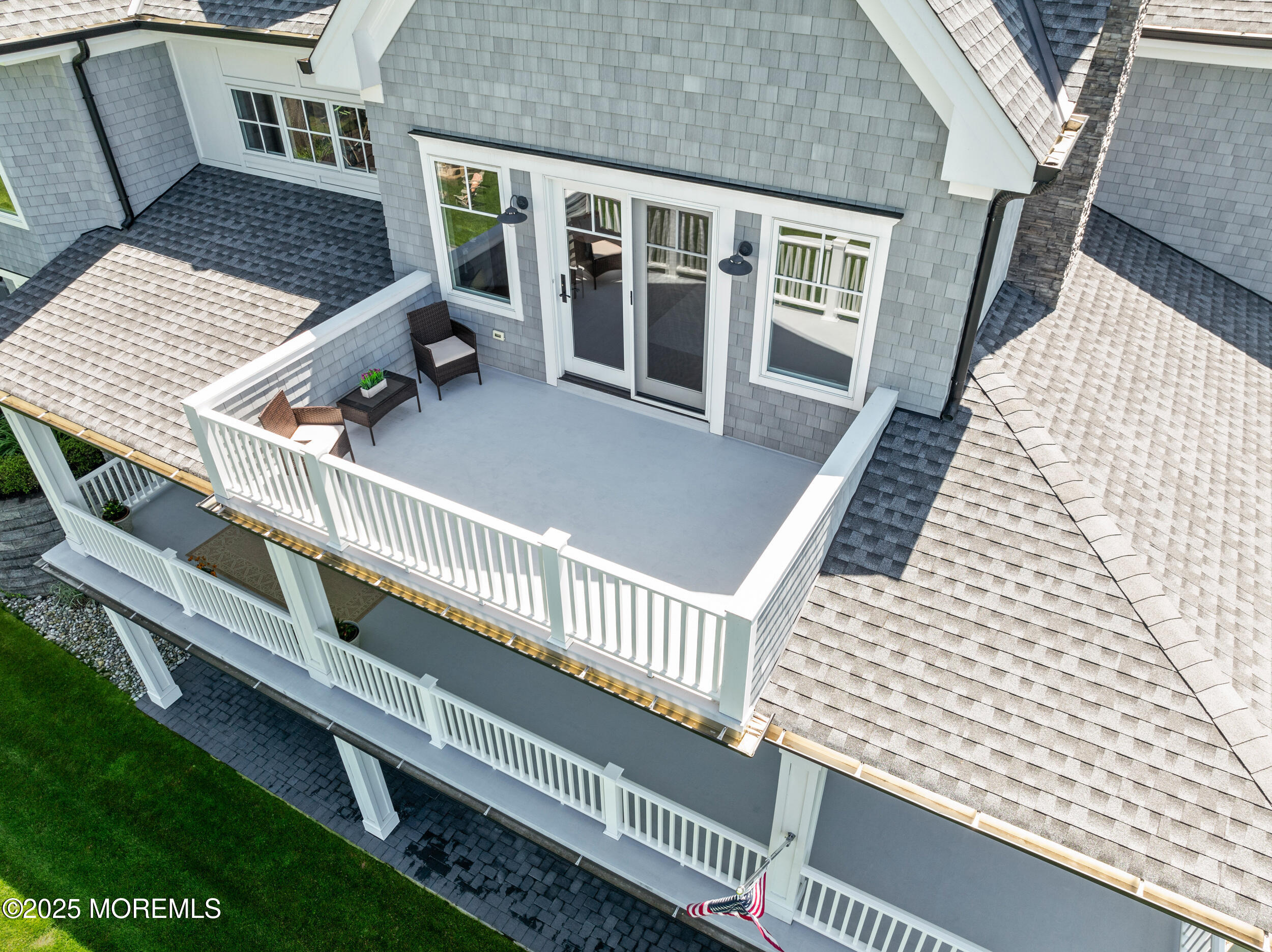 11 Beacon Hill Road