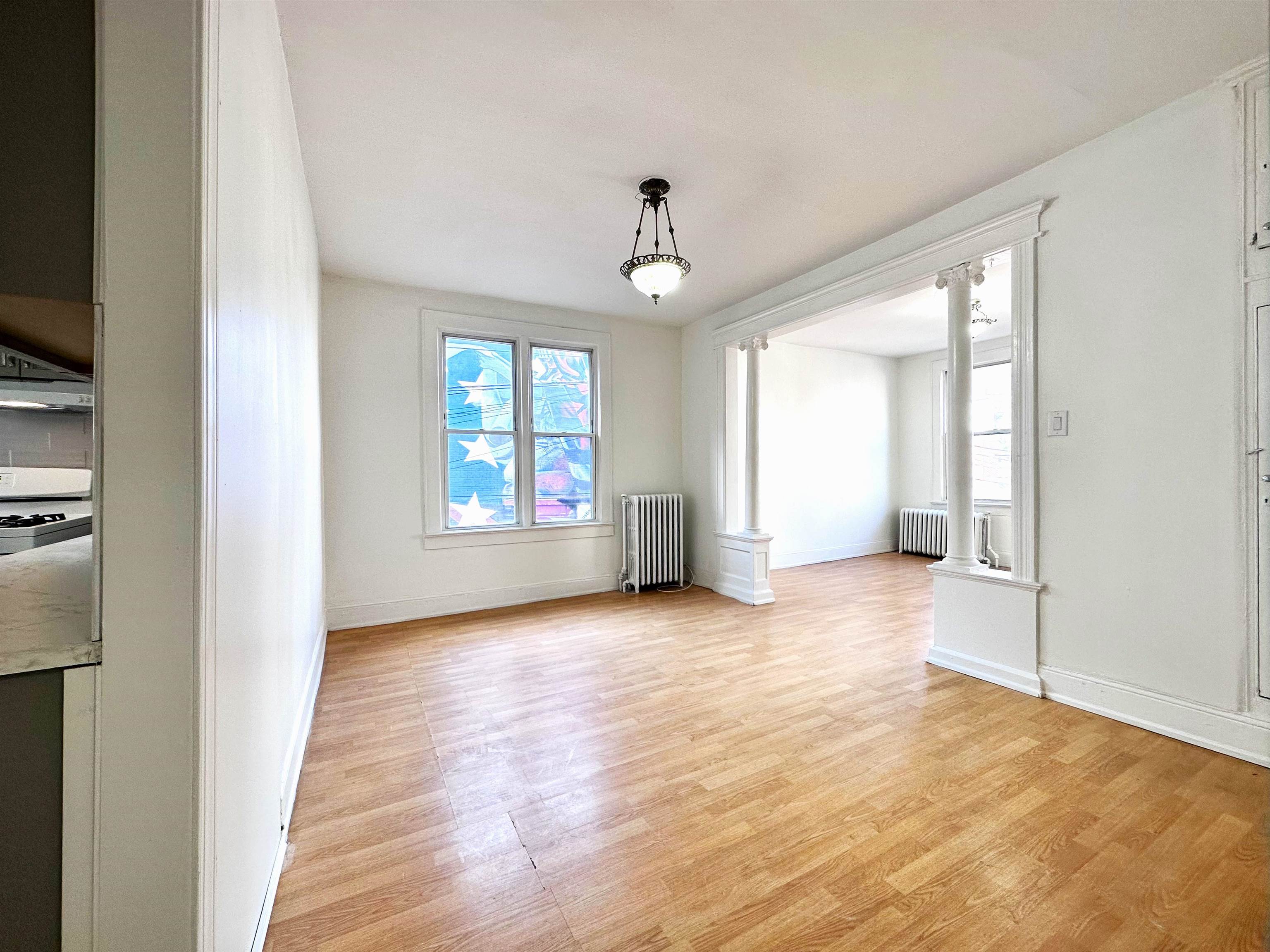 382 SUMMIT AVE Unit: 2