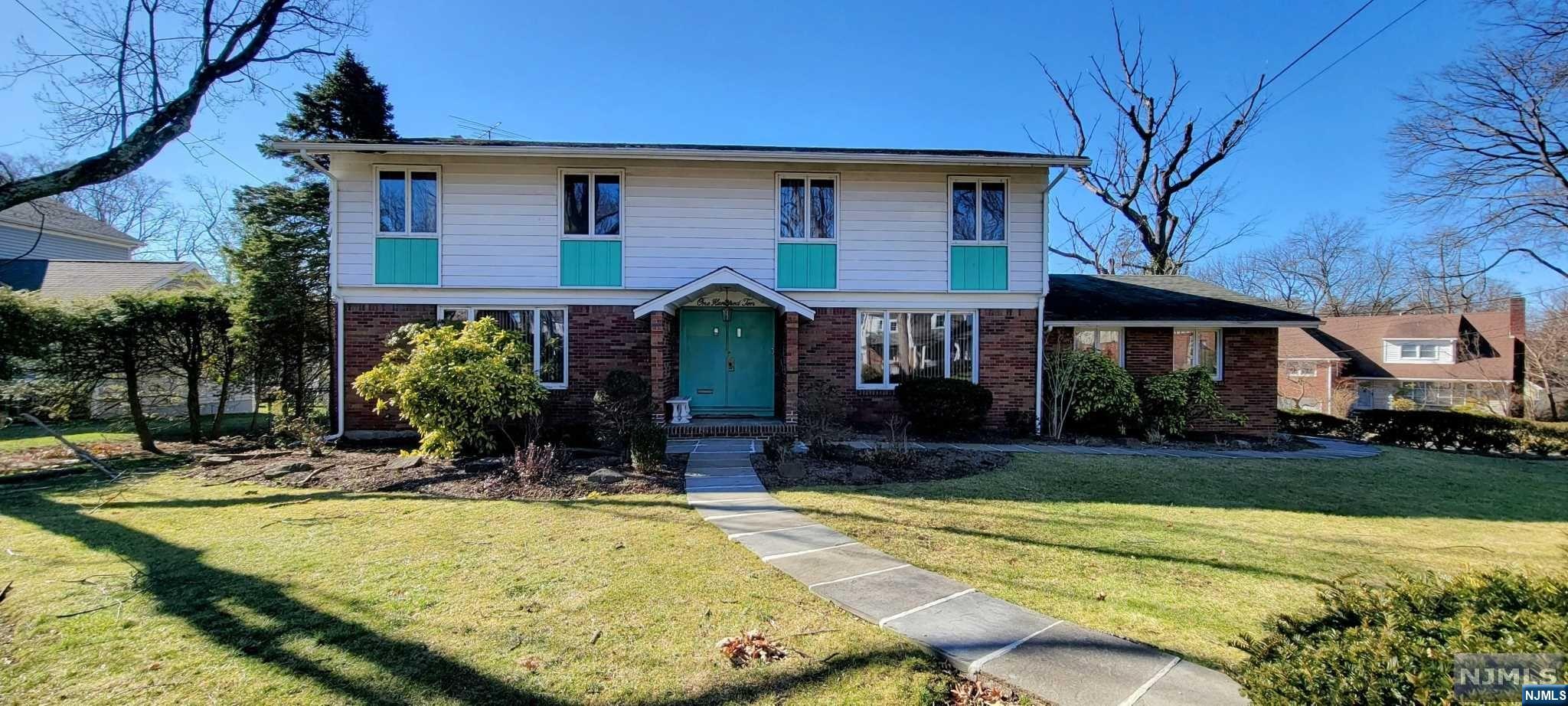110 Edgemont Place