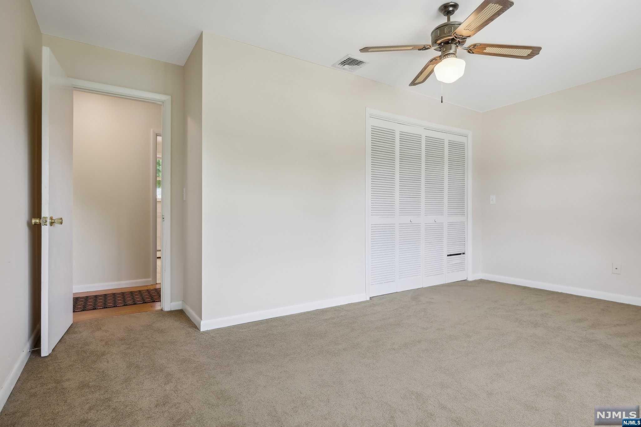 387 Walnut Street